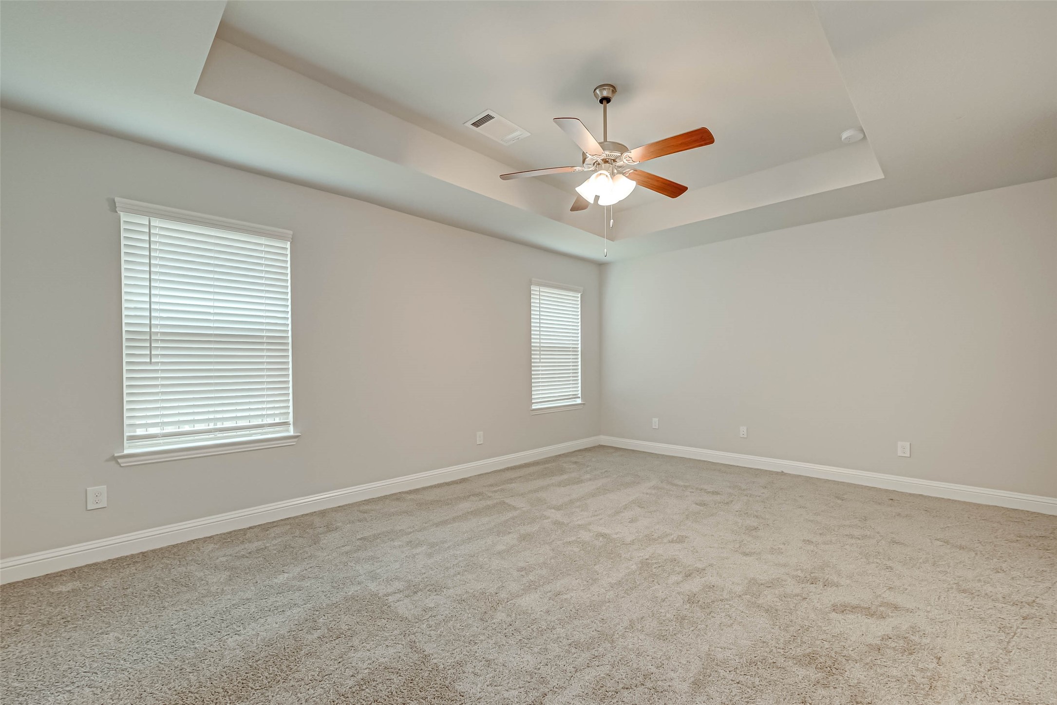 9 Greenbriar Loop , Angleton, TX, 77515 | 11682914 | Realty Texas LLC