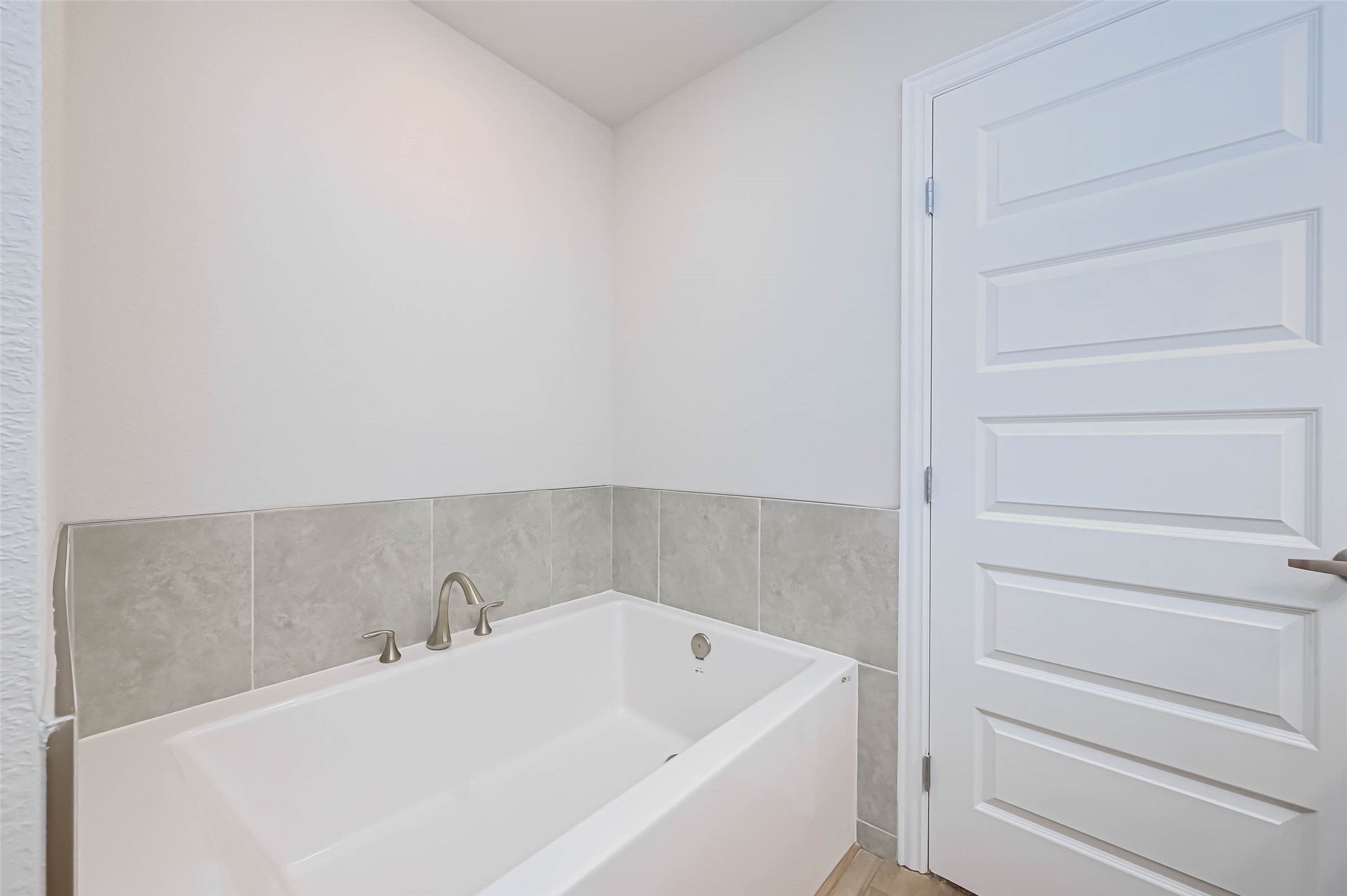 9 Greenbriar Loop , Angleton, TX, 77515 | 11682914 | Realty Texas LLC