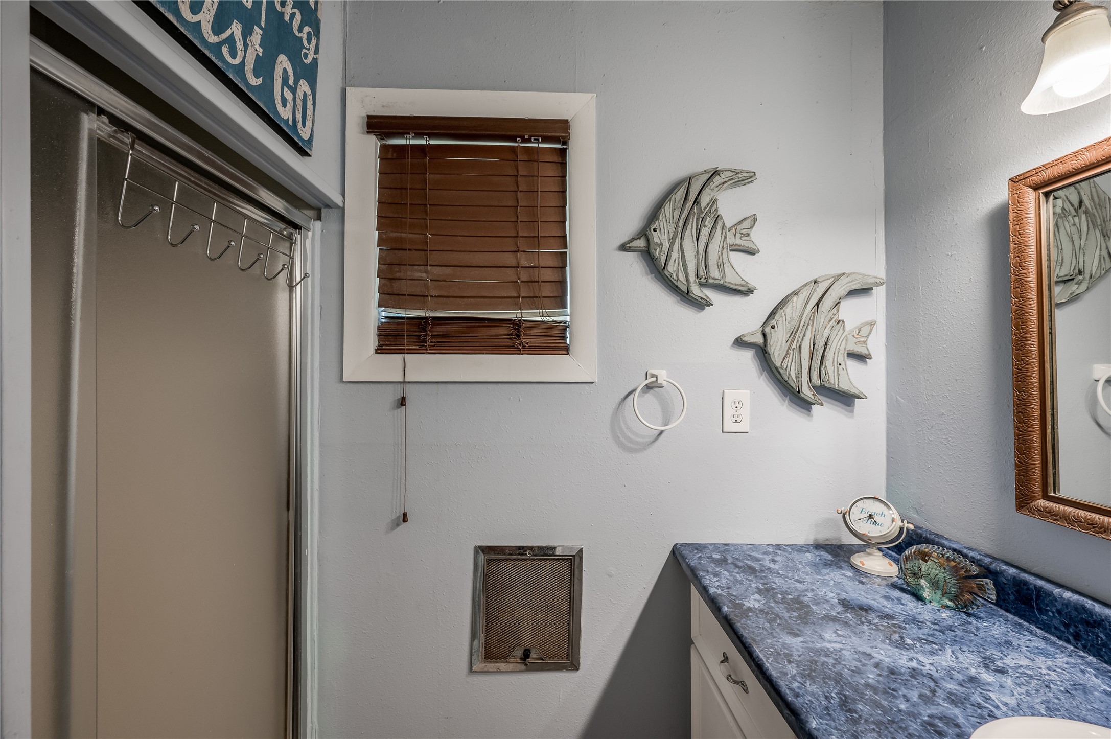 1134 Mayes Road , Crystal Beach, TX, 77650 | 92354183 | Realty Texas LLC