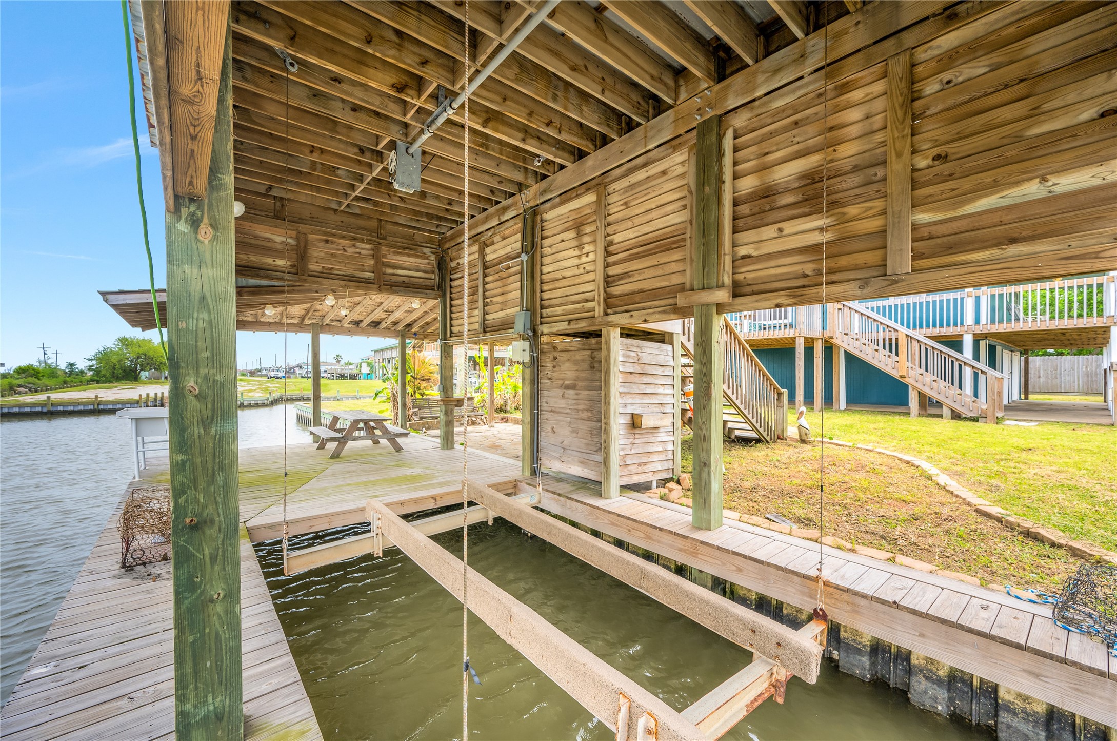 1134 Mayes Road , Crystal Beach, TX, 77650 | 92354183 | Realty Texas LLC