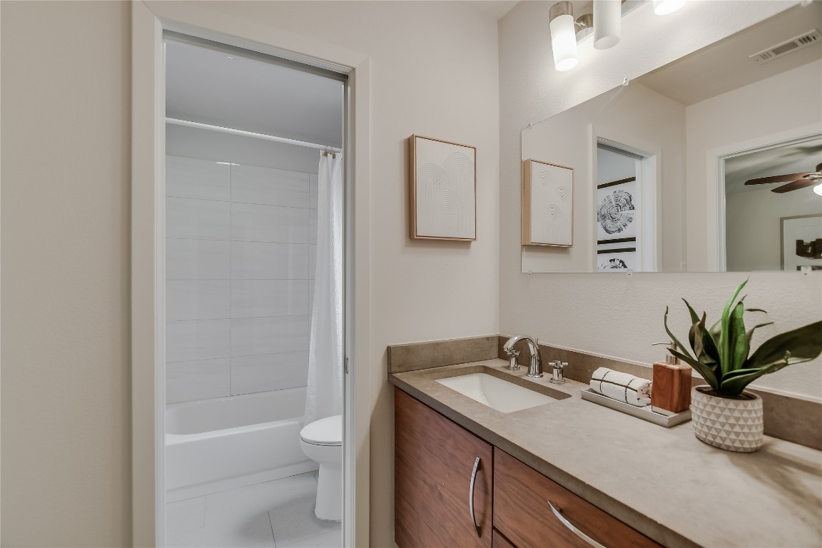 7400 Barcelona Drive , Austin, TX, 78752 | 3858095 | Realty Texas LLC