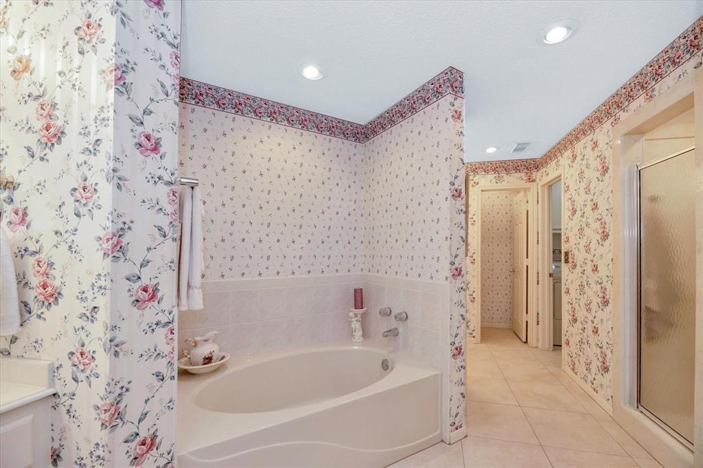 904 Carriage Hills Boulevard , Conroe, TX, 77384 | 10048177 | Realty Texas LLC