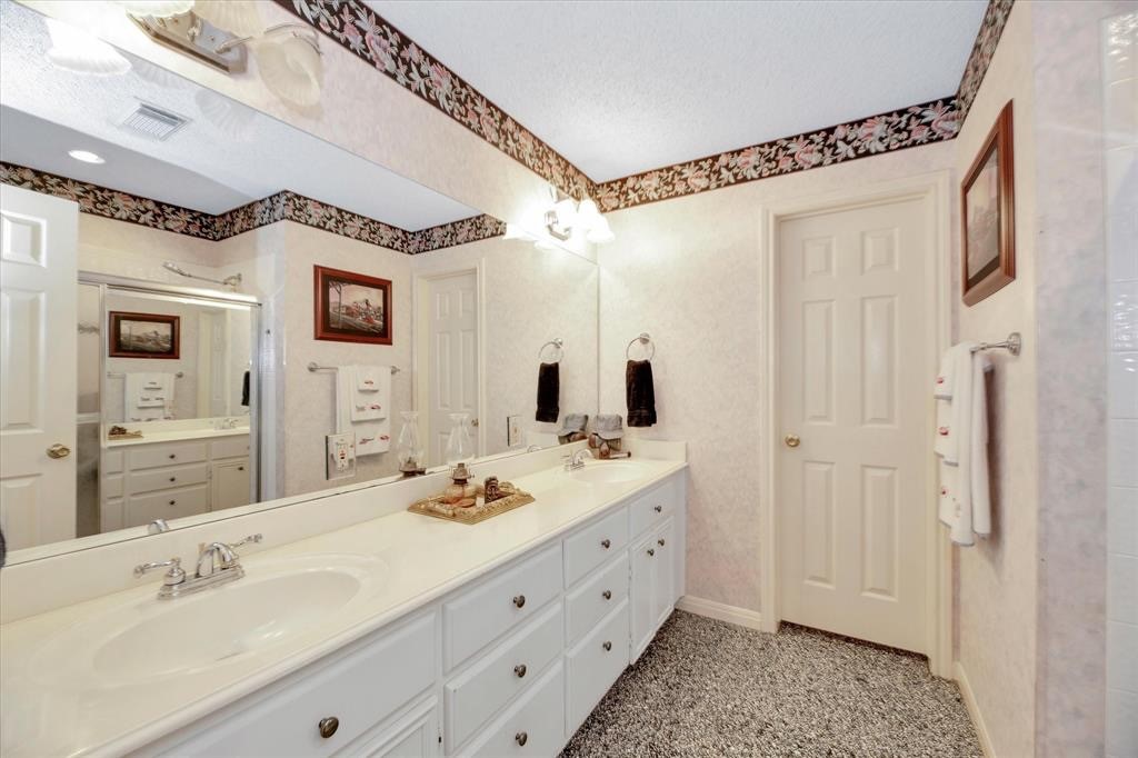 904 Carriage Hills Boulevard , Conroe, TX, 77384 | 10048177 | Realty Texas LLC