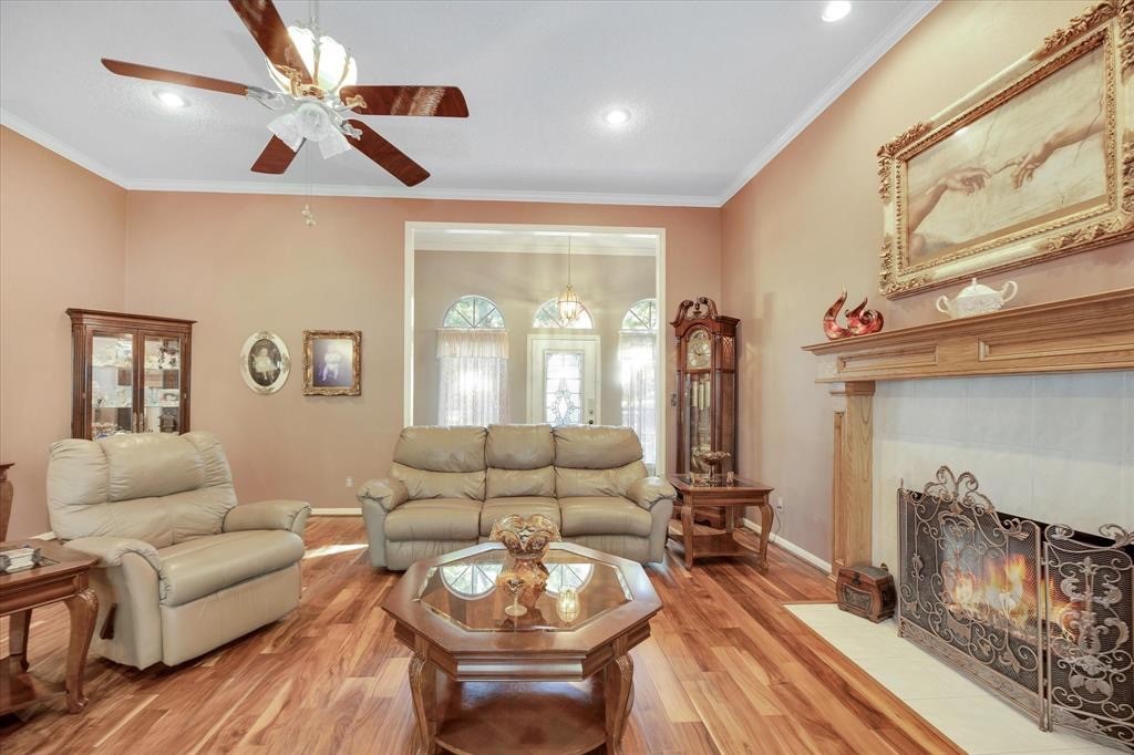 904 Carriage Hills Boulevard , Conroe, TX, 77384 | 10048177 | Realty Texas LLC