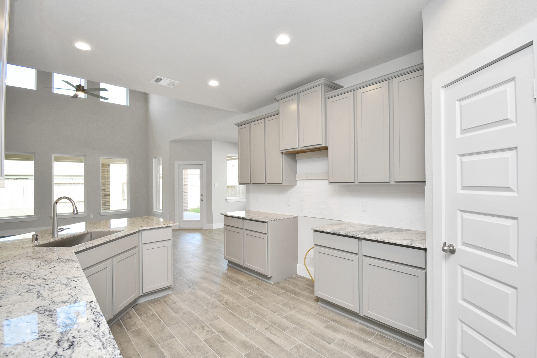 5618 Mammoth Oak Drive , Houston, TX, 77066 | 15407896 | Realty Texas LLC