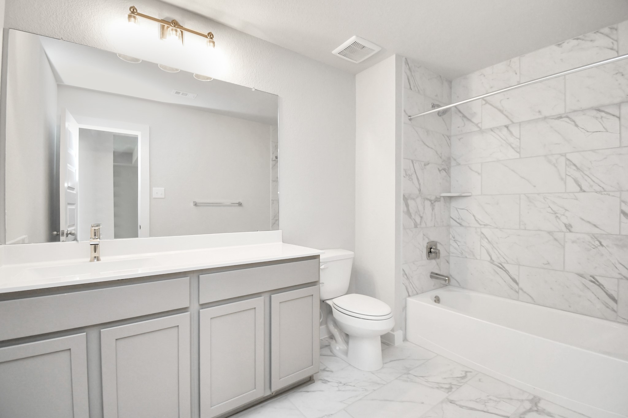 5618 Mammoth Oak Drive , Houston, TX, 77066 | 15407896 | Realty Texas LLC