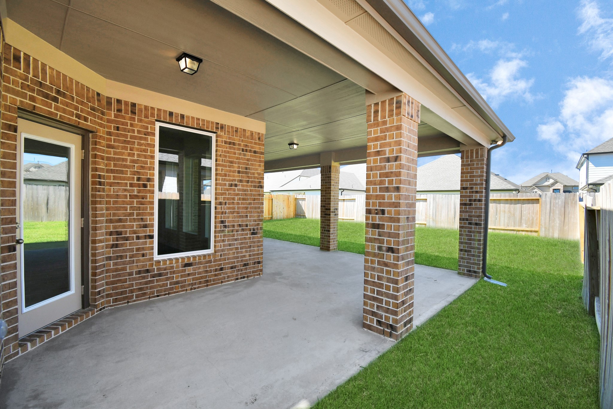 5618 Mammoth Oak Drive , Houston, TX, 77066 | 15407896 | Realty Texas LLC