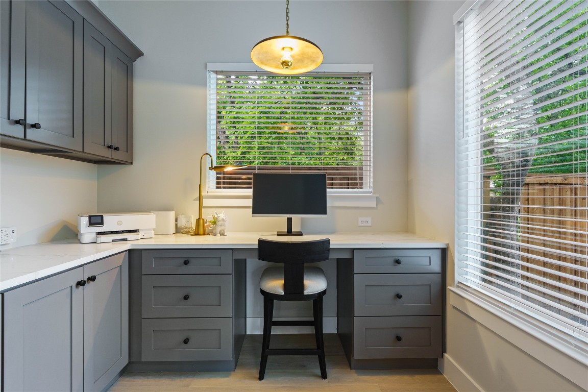 4905 Lynndale Drive , Austin, TX, 78756 | 8494742 | Realty Texas LLC