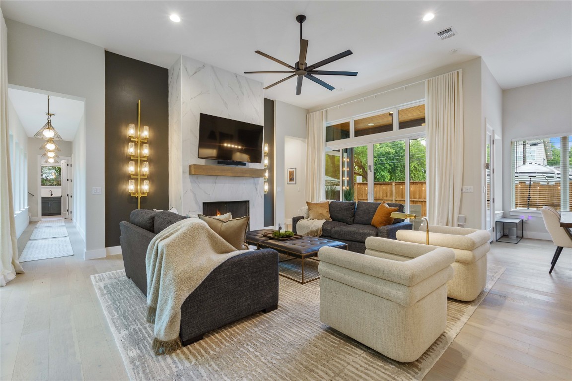 4905 Lynndale Drive , Austin, TX, 78756 | 8494742 | Realty Texas LLC