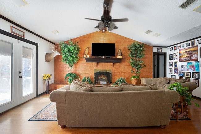 1516 Scotland Avenue , Azle, TX, 76020 | 20621644 | Realty Texas LLC