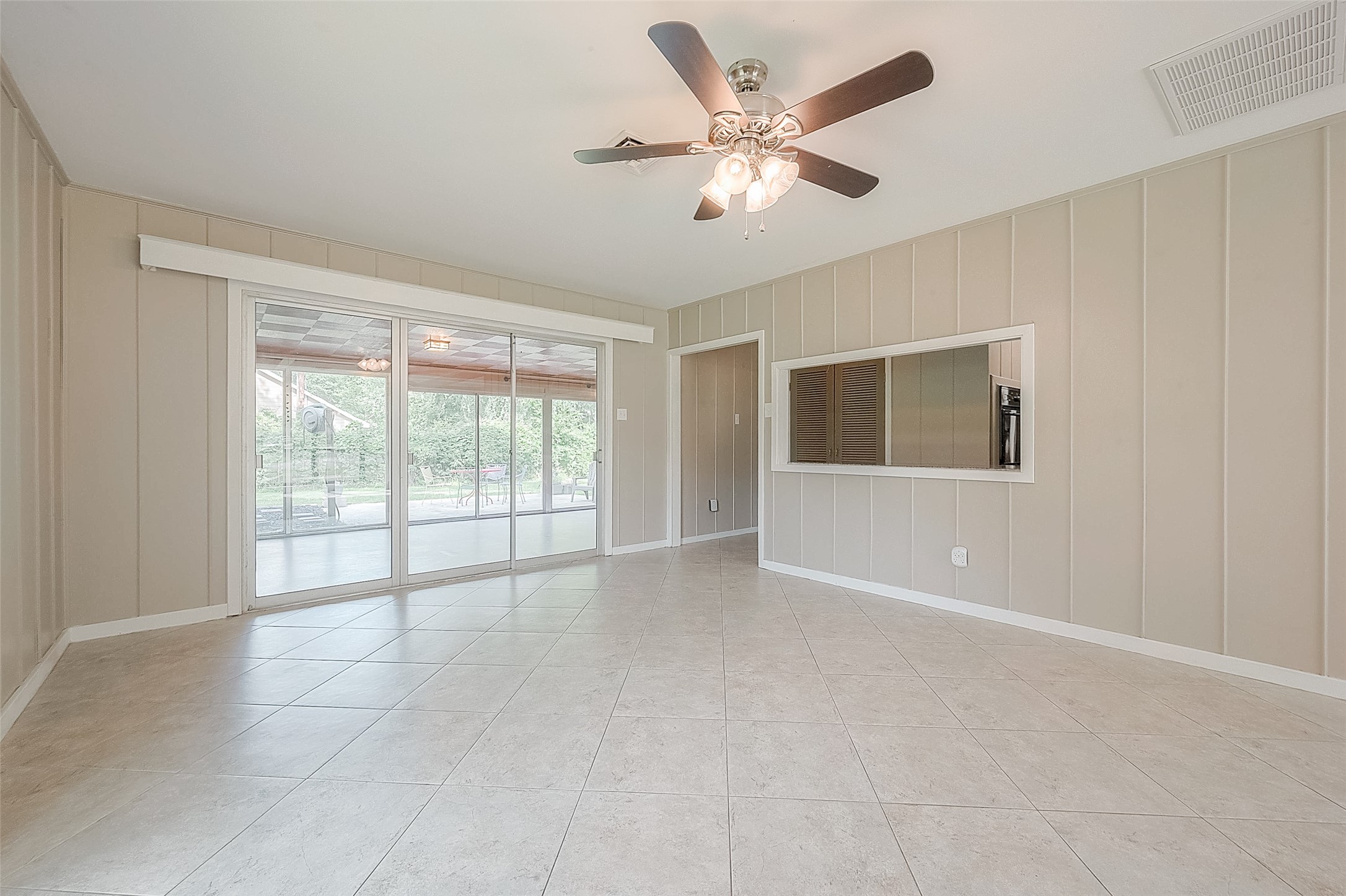 110 S Woodsway Street W , Conroe, TX, 77301 | 55762008 | Realty Texas LLC