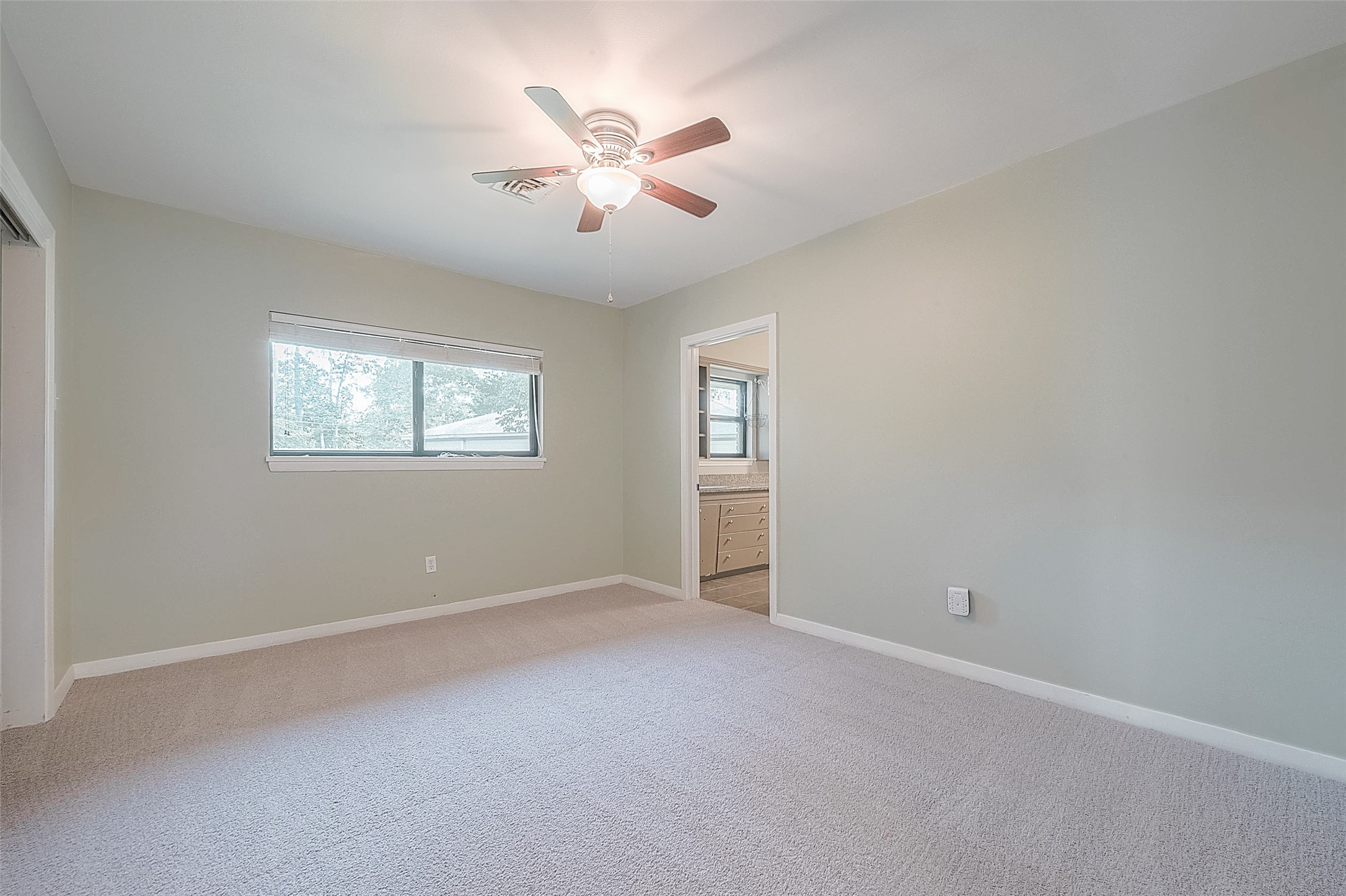 110 S Woodsway Street W , Conroe, TX, 77301 | 55762008 | Realty Texas LLC