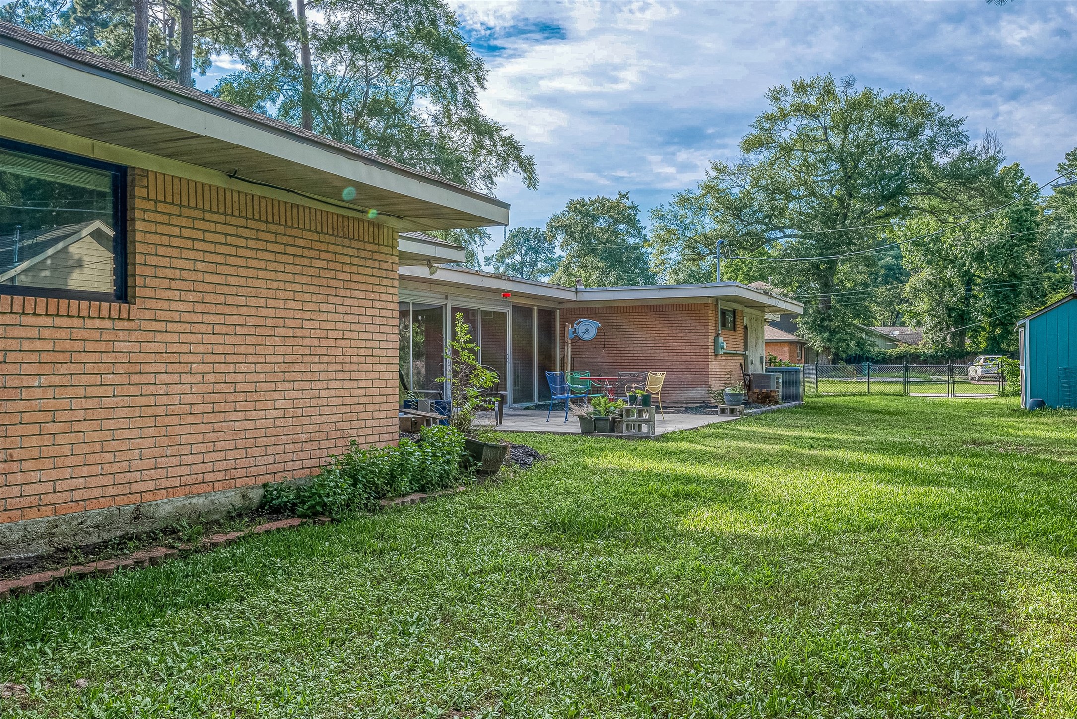 110 S Woodsway Street W , Conroe, TX, 77301 | 55762008 | Realty Texas LLC