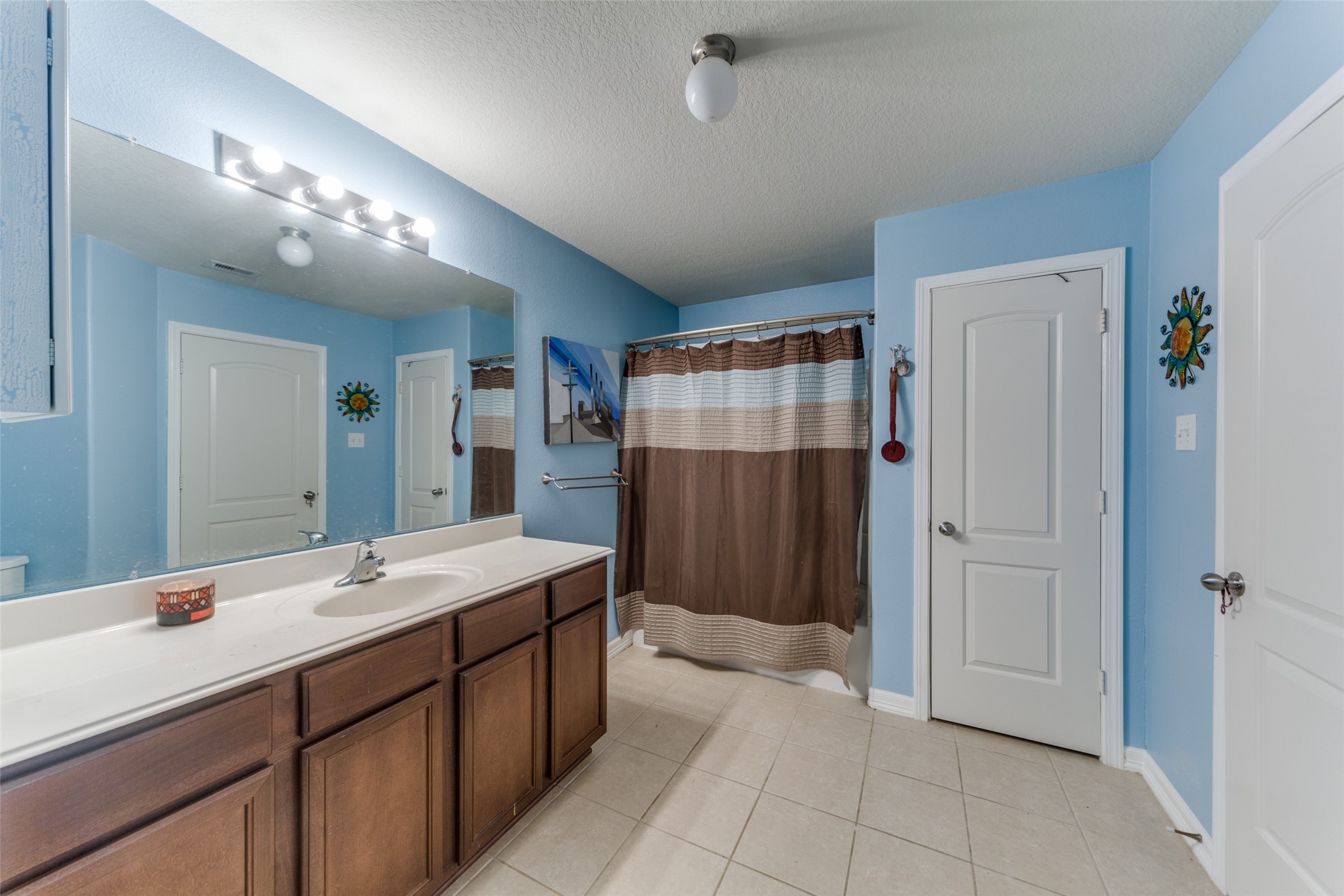 8046 Hall View Drive , Houston, TX, 77075 | 9695950 | Realty Texas LLC