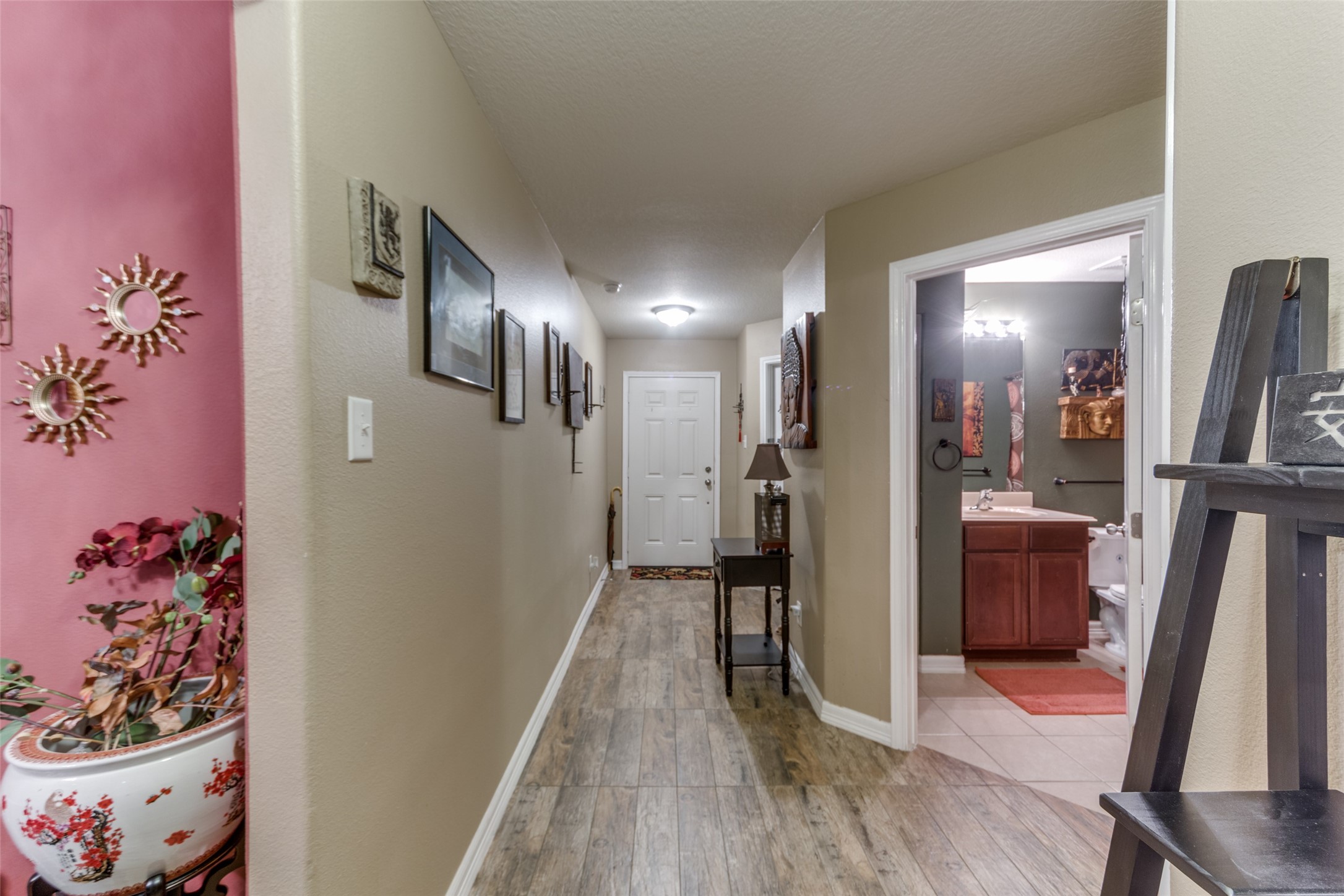 8046 Hall View Drive , Houston, TX, 77075 | 9695950 | Realty Texas LLC