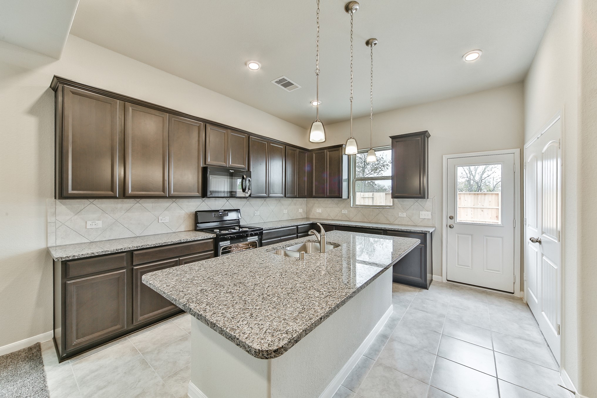 1214 Tanner Dell Drive Drive , Crosby, TX, 77532 | 44232896 | Realty Texas LLC