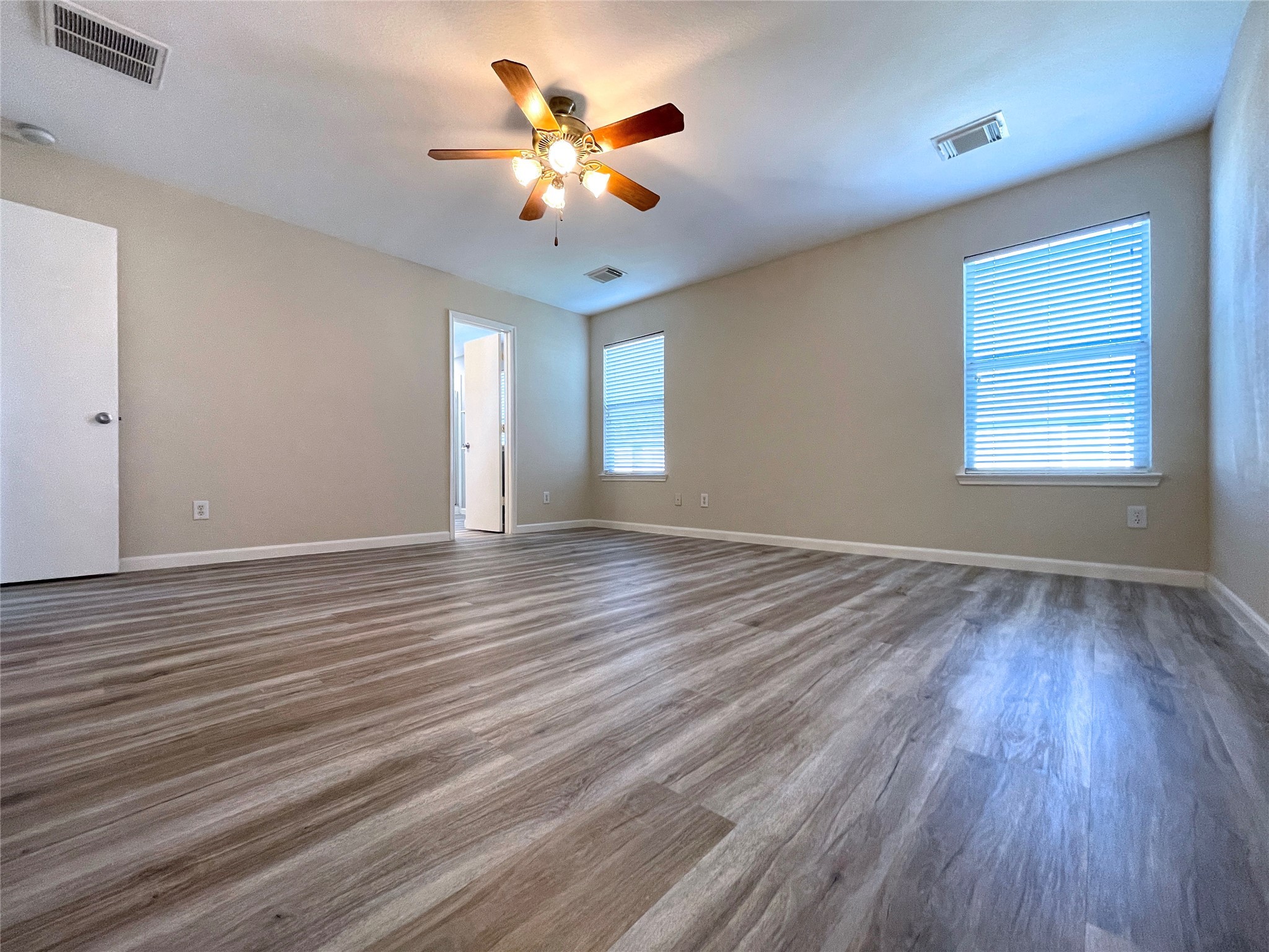 9515 Narnia Springs Court , Houston, TX, 77075 | 83000235 | Realty Texas LLC