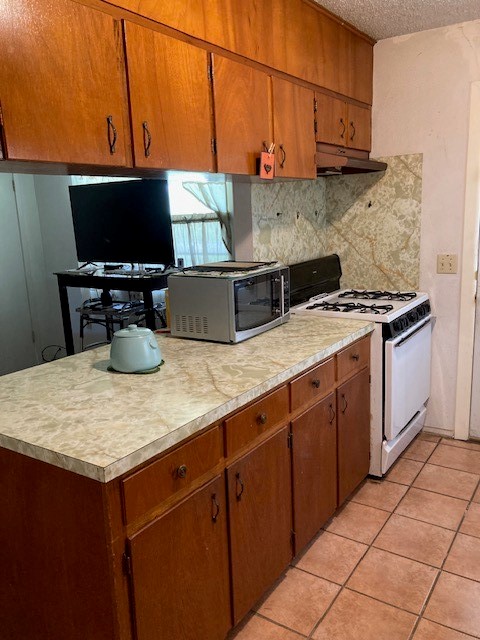 905 College Street , Bastrop, TX, 78602 | 3892846 | Realty Texas LLC