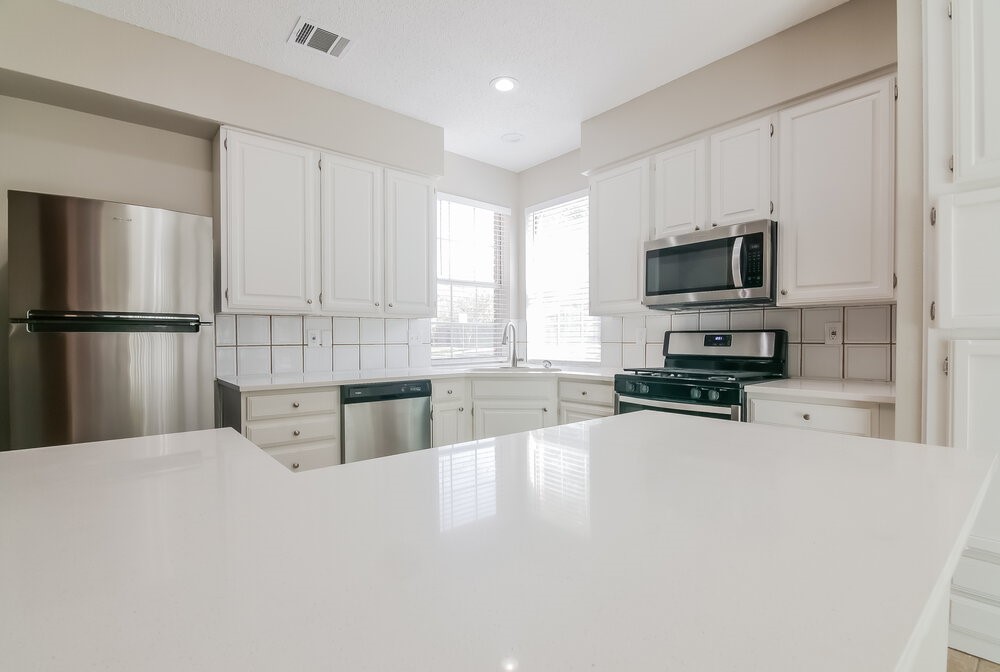 2200 Park Hurst Drive , Arlington, TX, 76001 | 20623577 | Realty Texas LLC