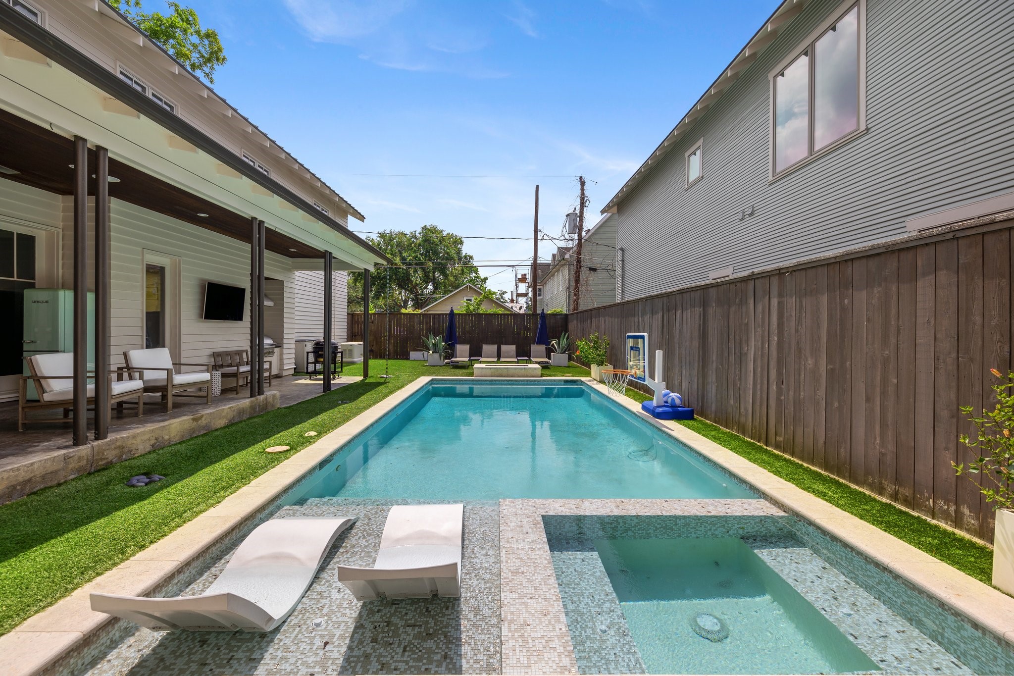 1815 Cortlandt Street , Houston, TX, 77008 | 30835612 | Realty Texas LLC