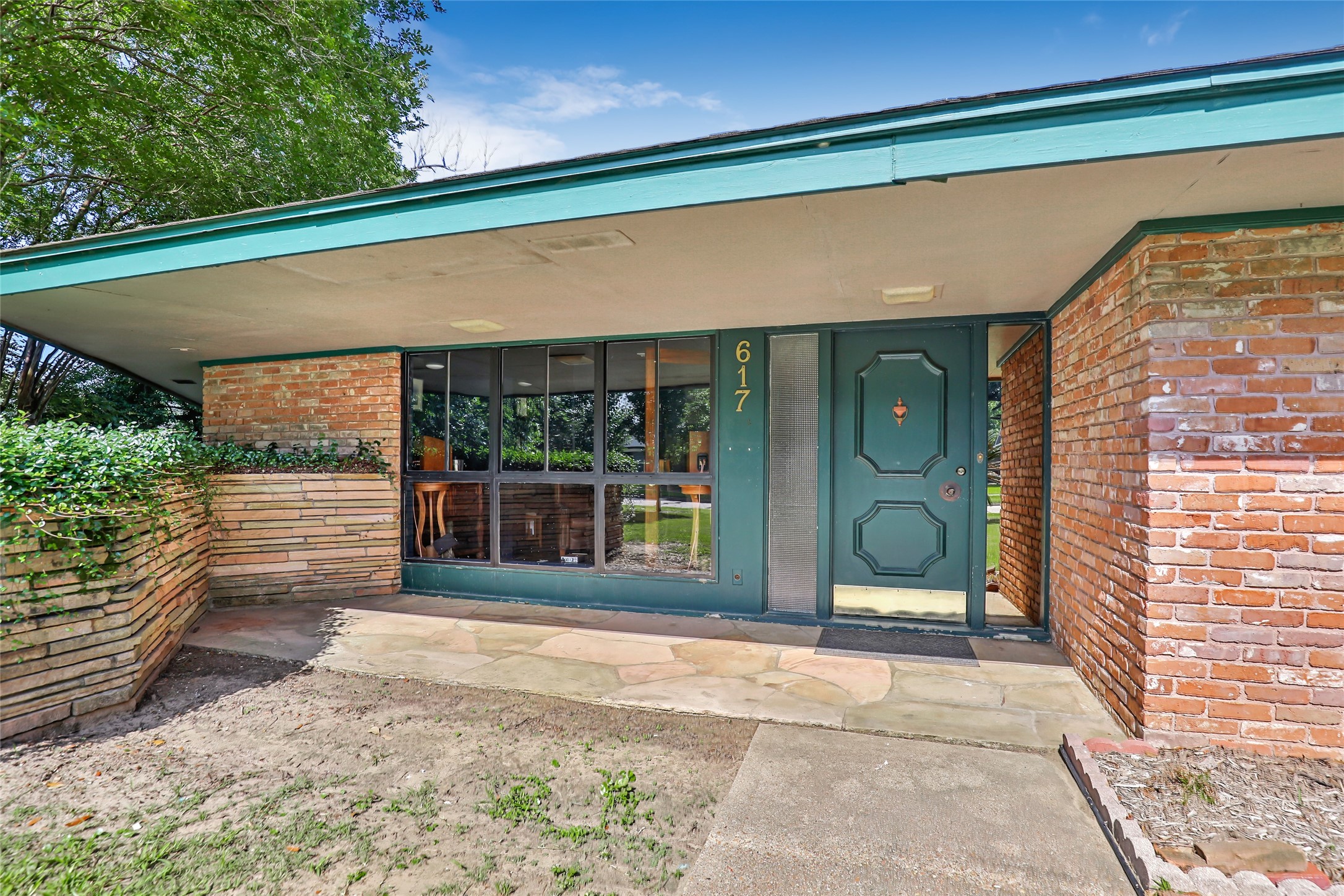 617 Crockett Street , Liberty, TX, 77575 | 50793877 | Realty Texas LLC