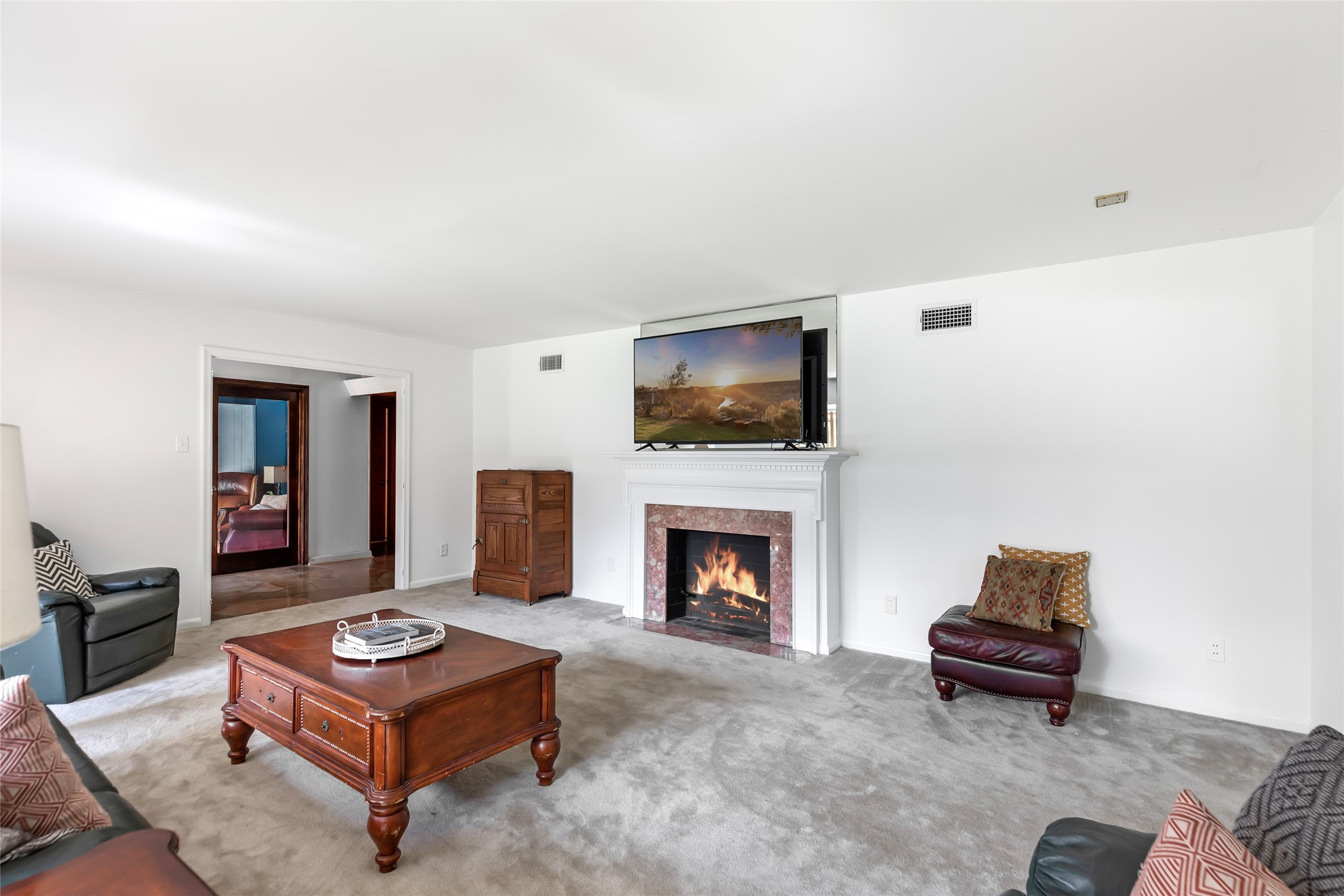 617 Crockett Street , Liberty, TX, 77575 | 50793877 | Realty Texas LLC