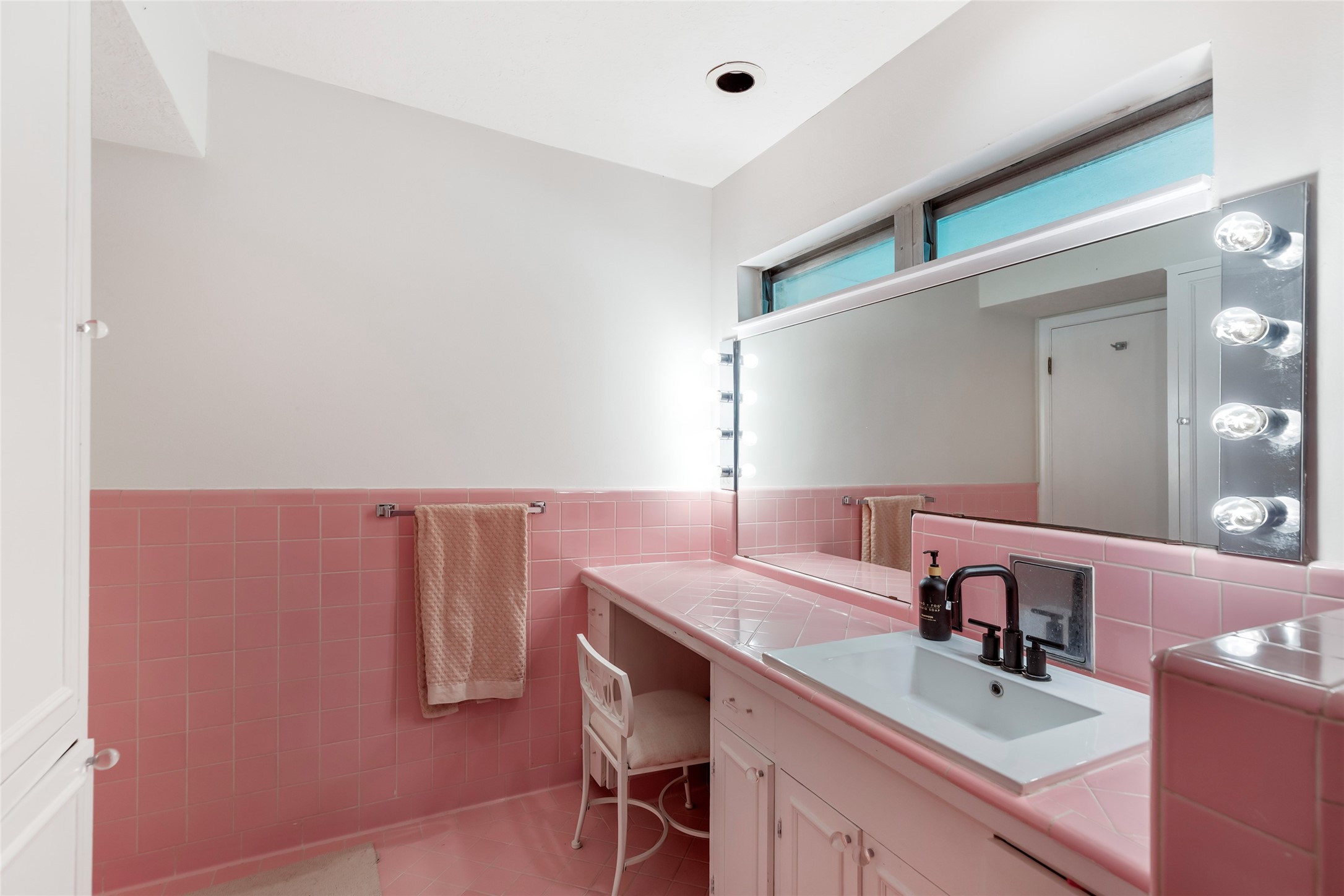 617 Crockett Street , Liberty, TX, 77575 | 50793877 | Realty Texas LLC