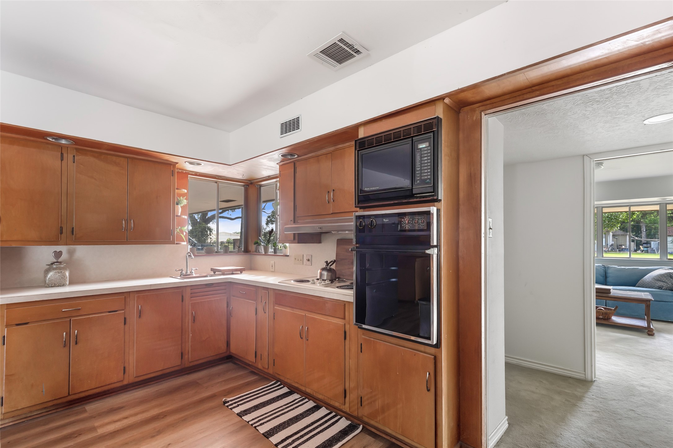 617 Crockett Street , Liberty, TX, 77575 | 50793877 | Realty Texas LLC