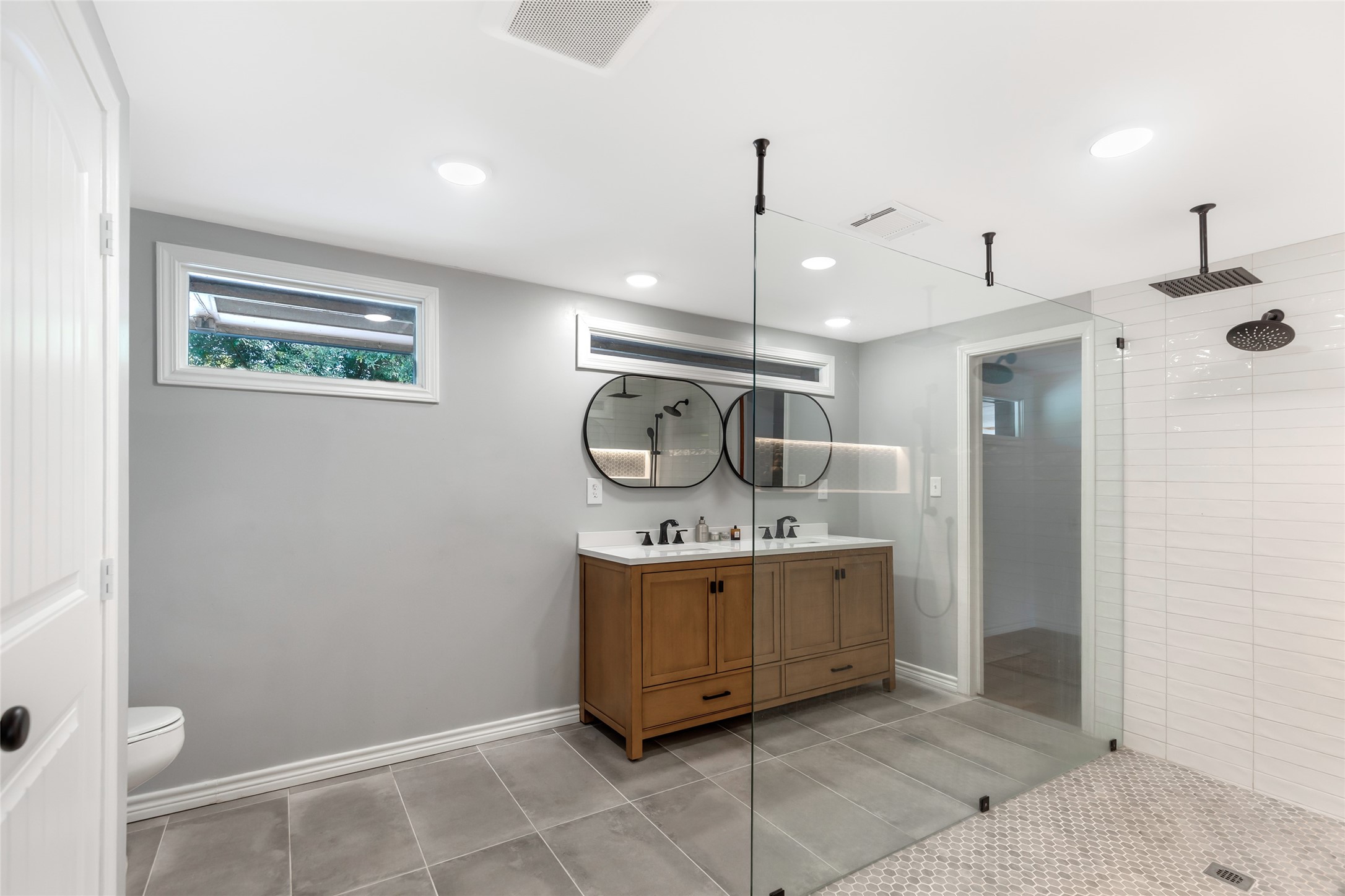 617 Crockett Street , Liberty, TX, 77575 | 50793877 | Realty Texas LLC