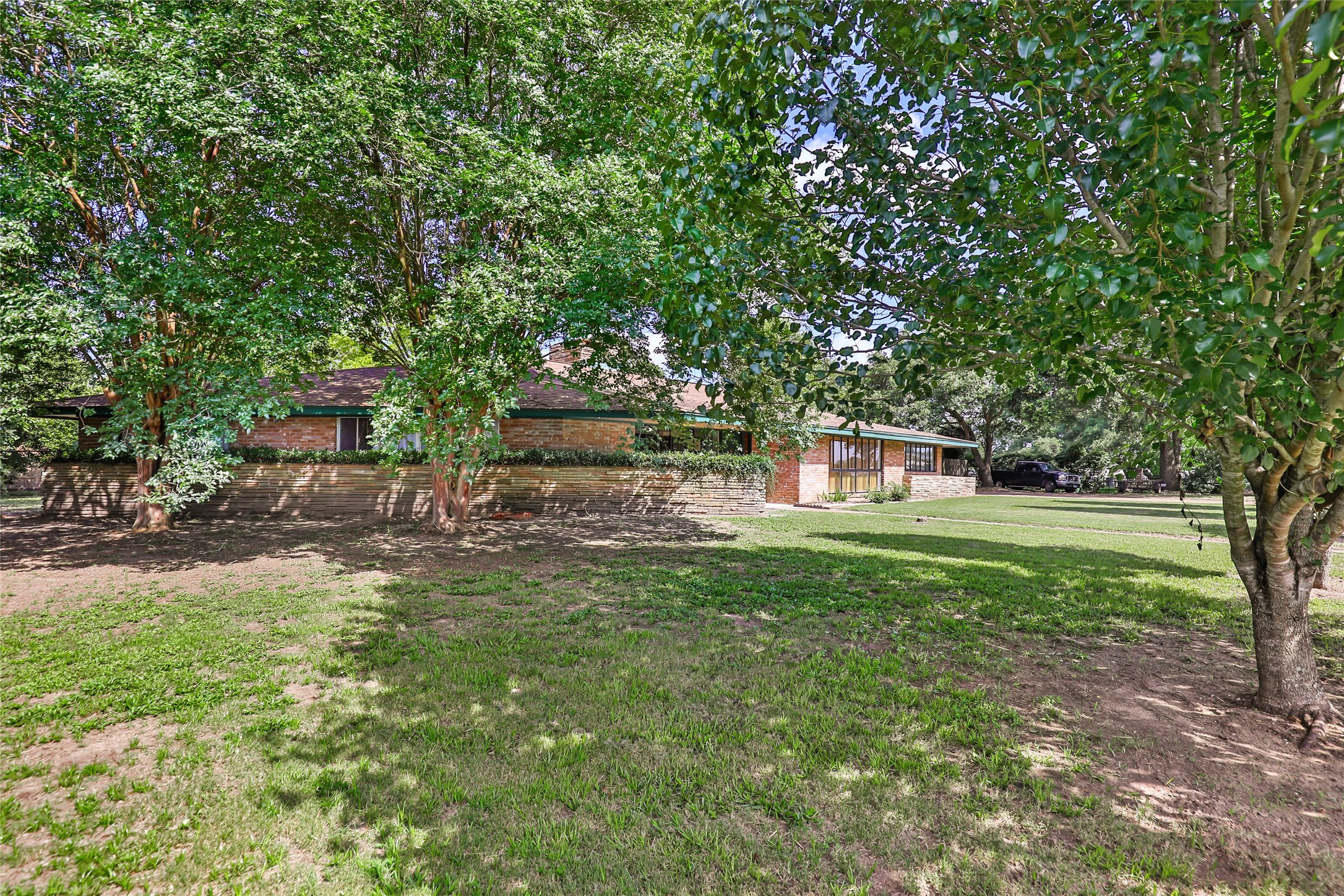 617 Crockett Street , Liberty, TX, 77575 | 50793877 | Realty Texas LLC