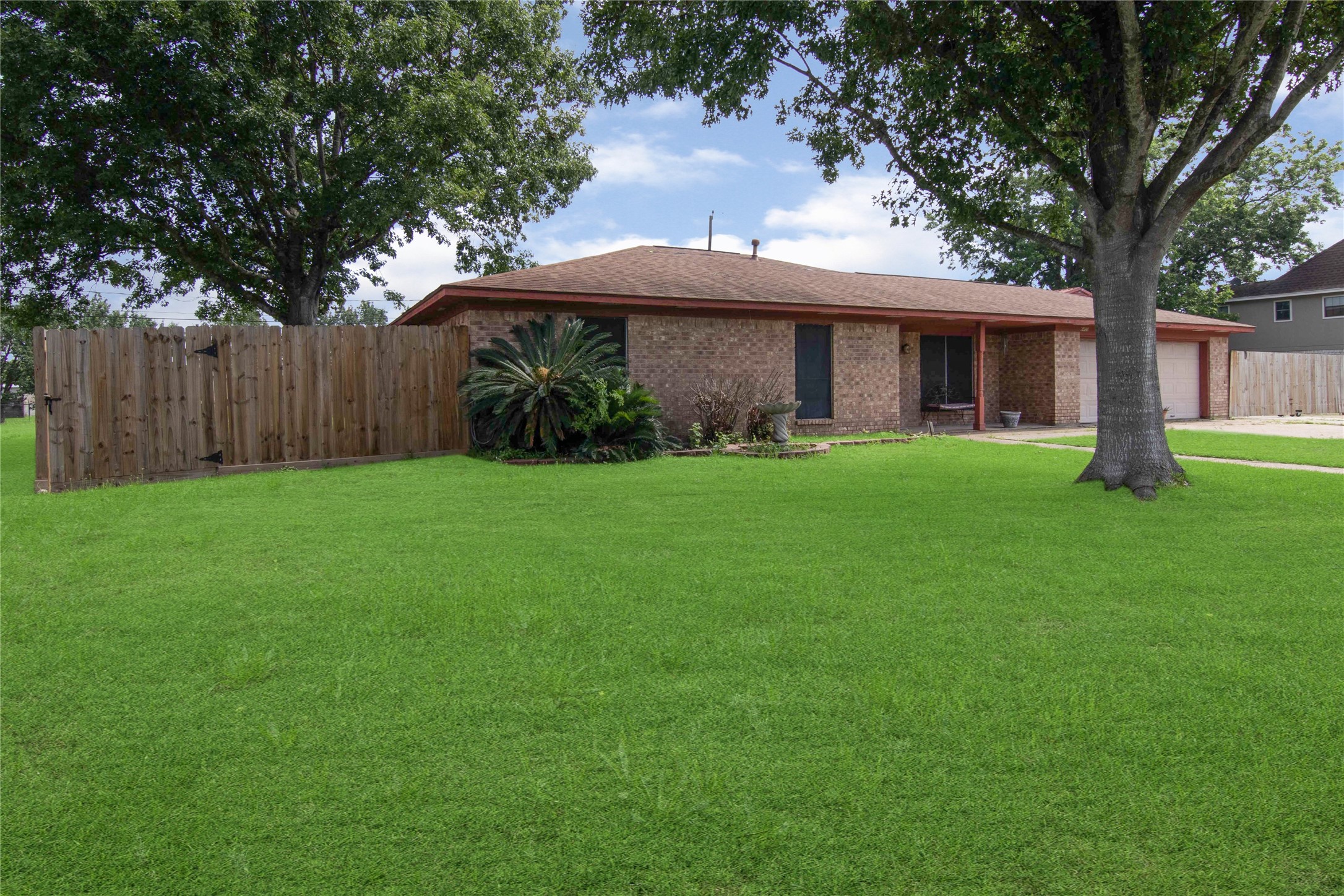 6403 Crestford Lane , Pasadena, TX, 77505 | 26167191 | Realty Texas LLC