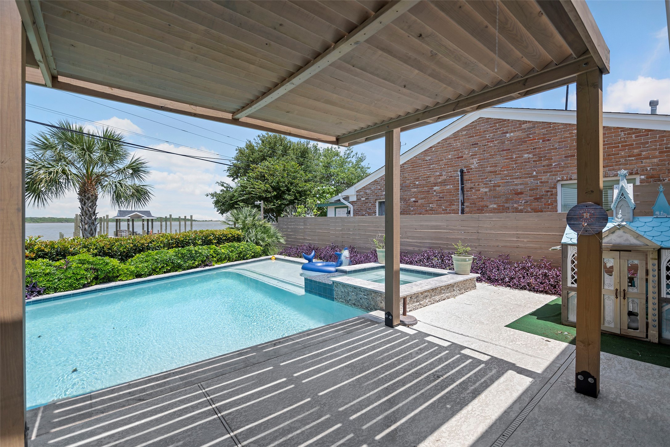 1309 Harbor View Drive , Galveston, TX, 77550 | 42684140 | Realty Texas LLC