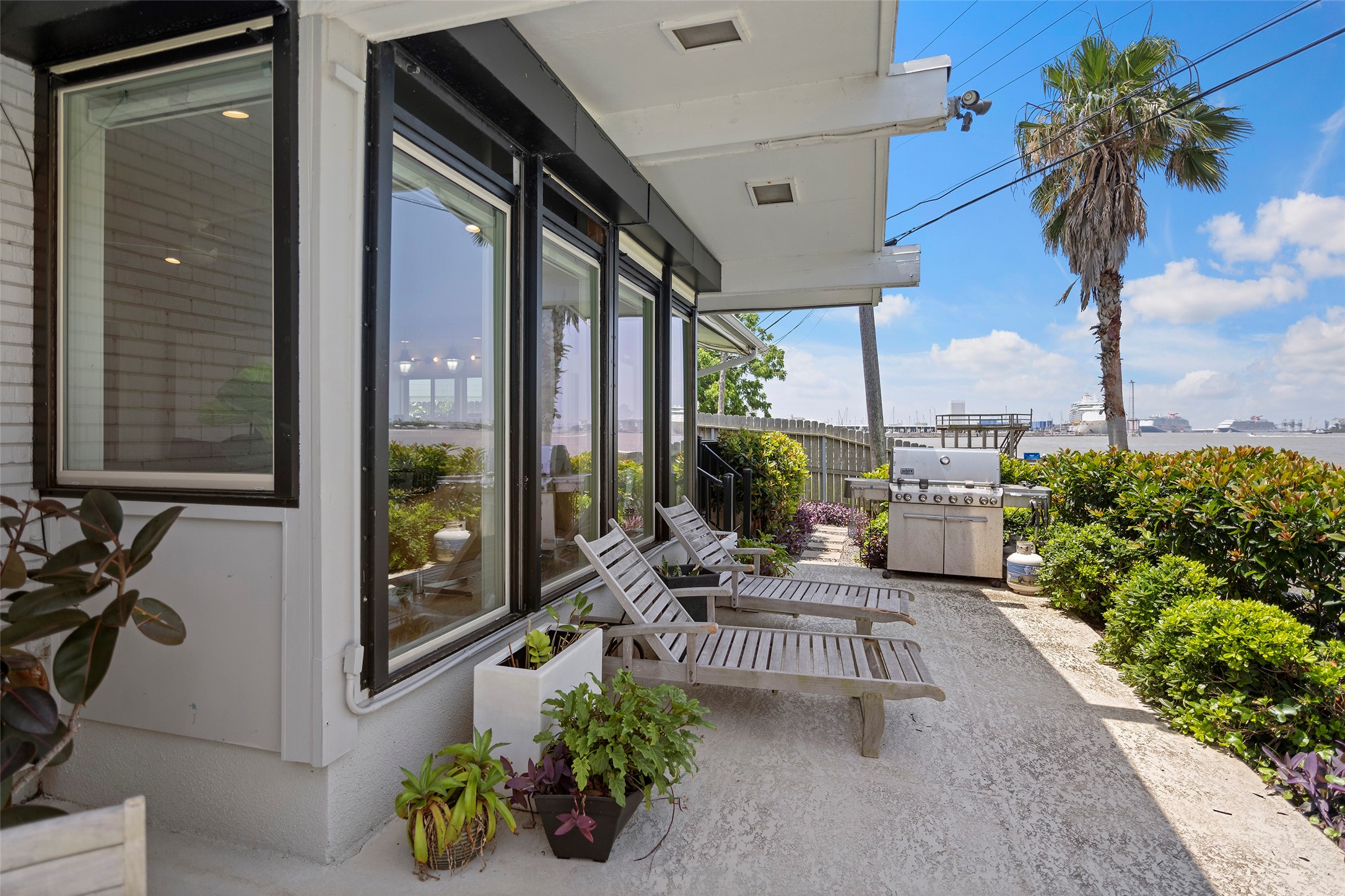 1309 Harbor View Drive , Galveston, TX, 77550 | 42684140 | Realty Texas LLC