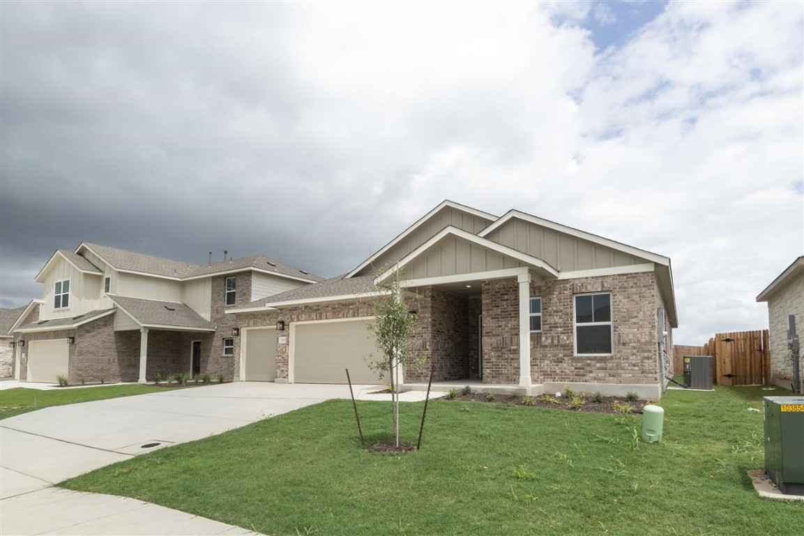 204 Canyon Live Oak , Seguin, TX, 78155 | 6548984 | Realty Texas LLC