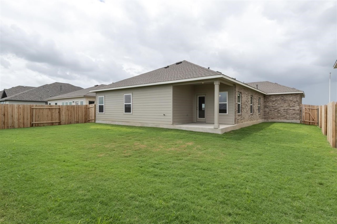 204 Canyon Live Oak , Seguin, TX, 78155 | 6548984 | Realty Texas LLC