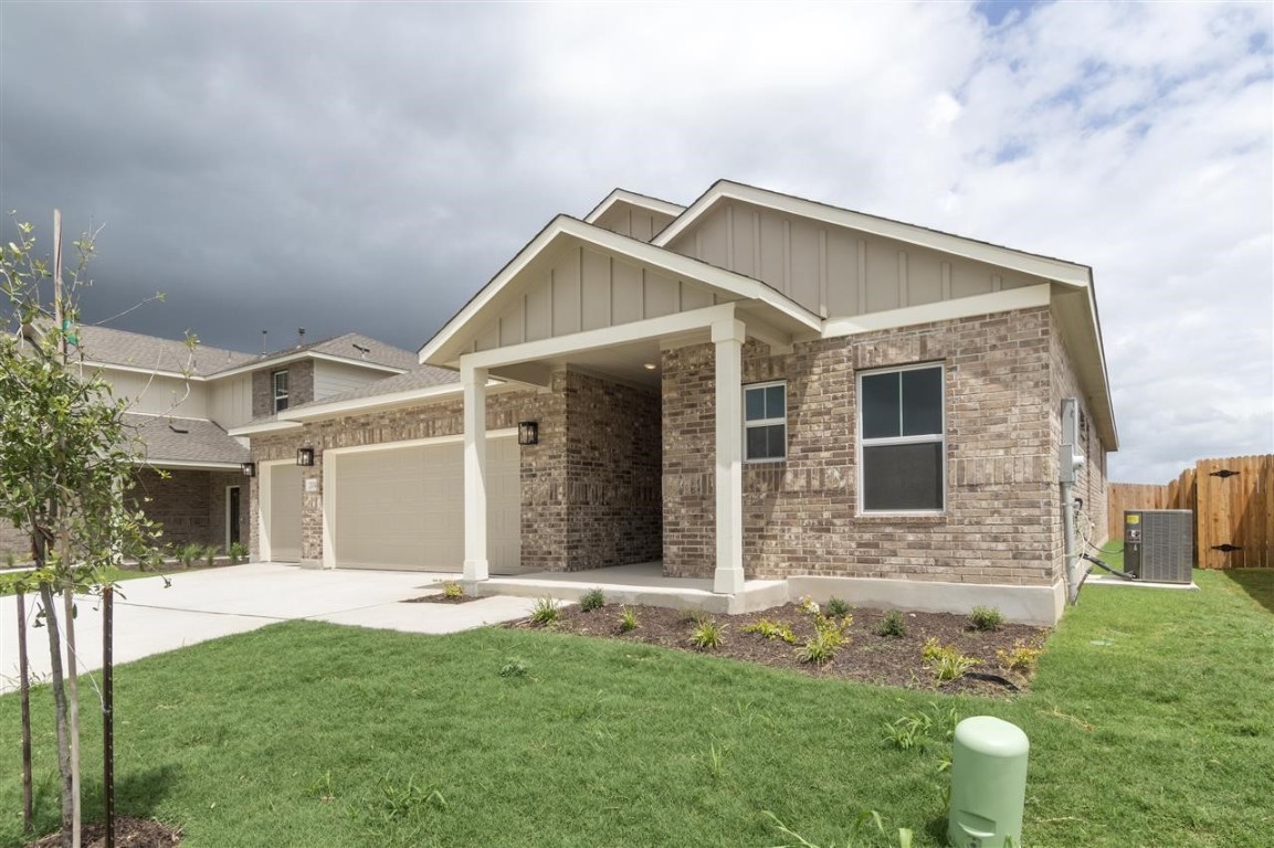 204 Canyon Live Oak , Seguin, TX, 78155 | 6548984 | Realty Texas LLC