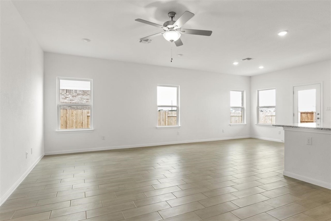 204 Canyon Live Oak , Seguin, TX, 78155 | 6548984 | Realty Texas LLC