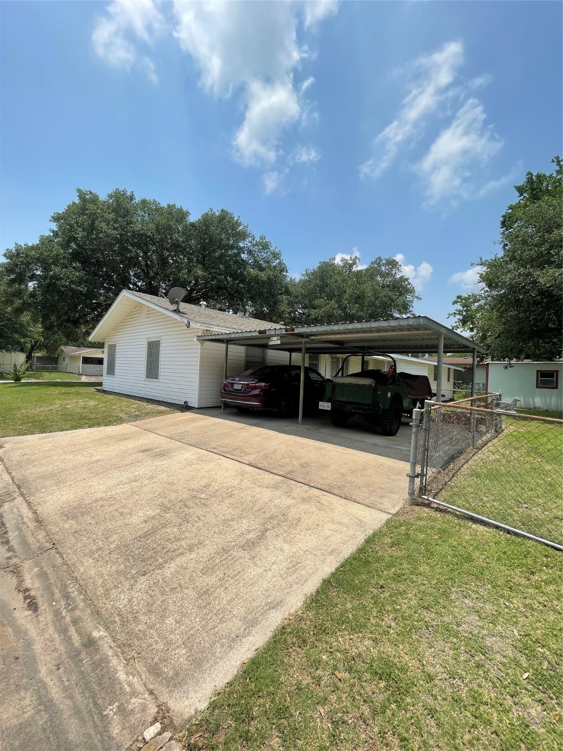 1016 Hanover Street , Edna, TX, 77957 | 30046840 | Realty Texas LLC