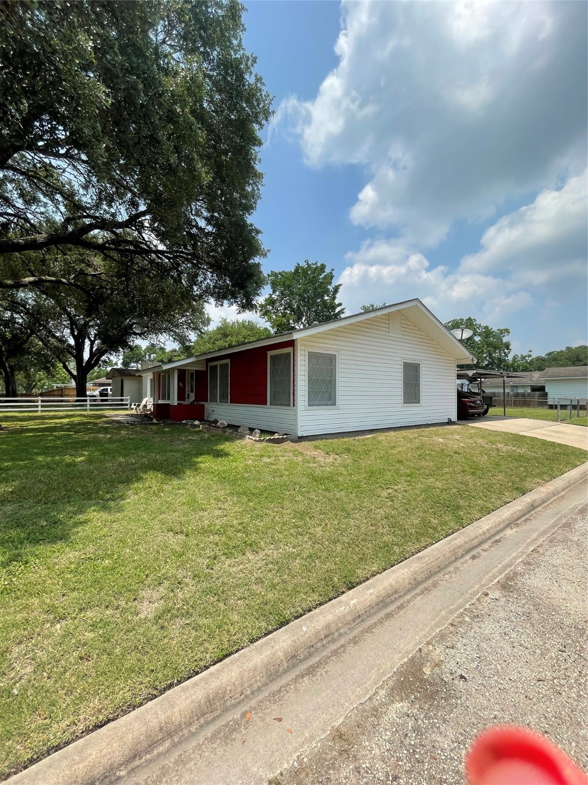 1016 Hanover Street , Edna, TX, 77957 | 30046840 | Realty Texas LLC