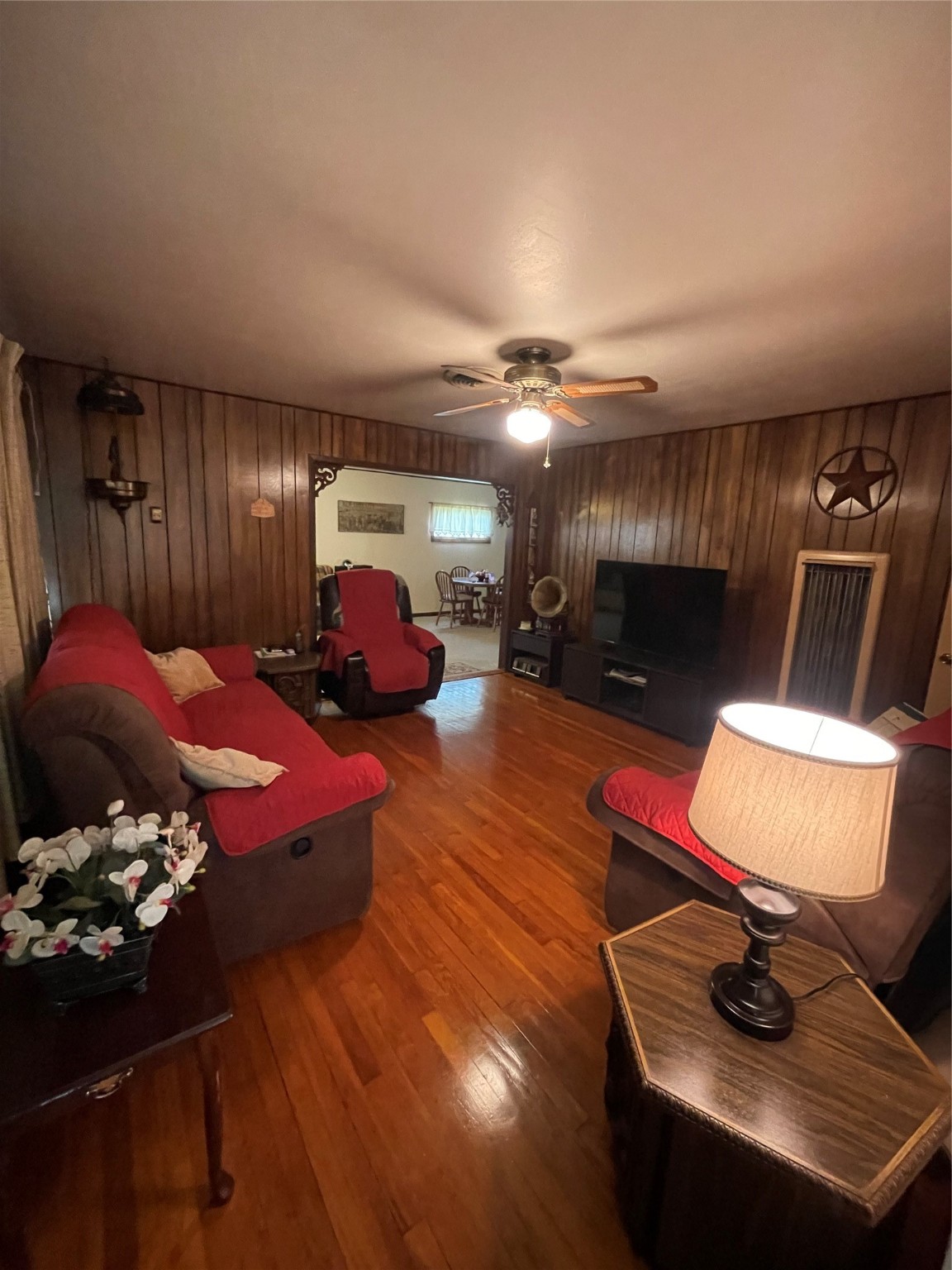 1016 Hanover Street , Edna, TX, 77957 | 30046840 | Realty Texas LLC