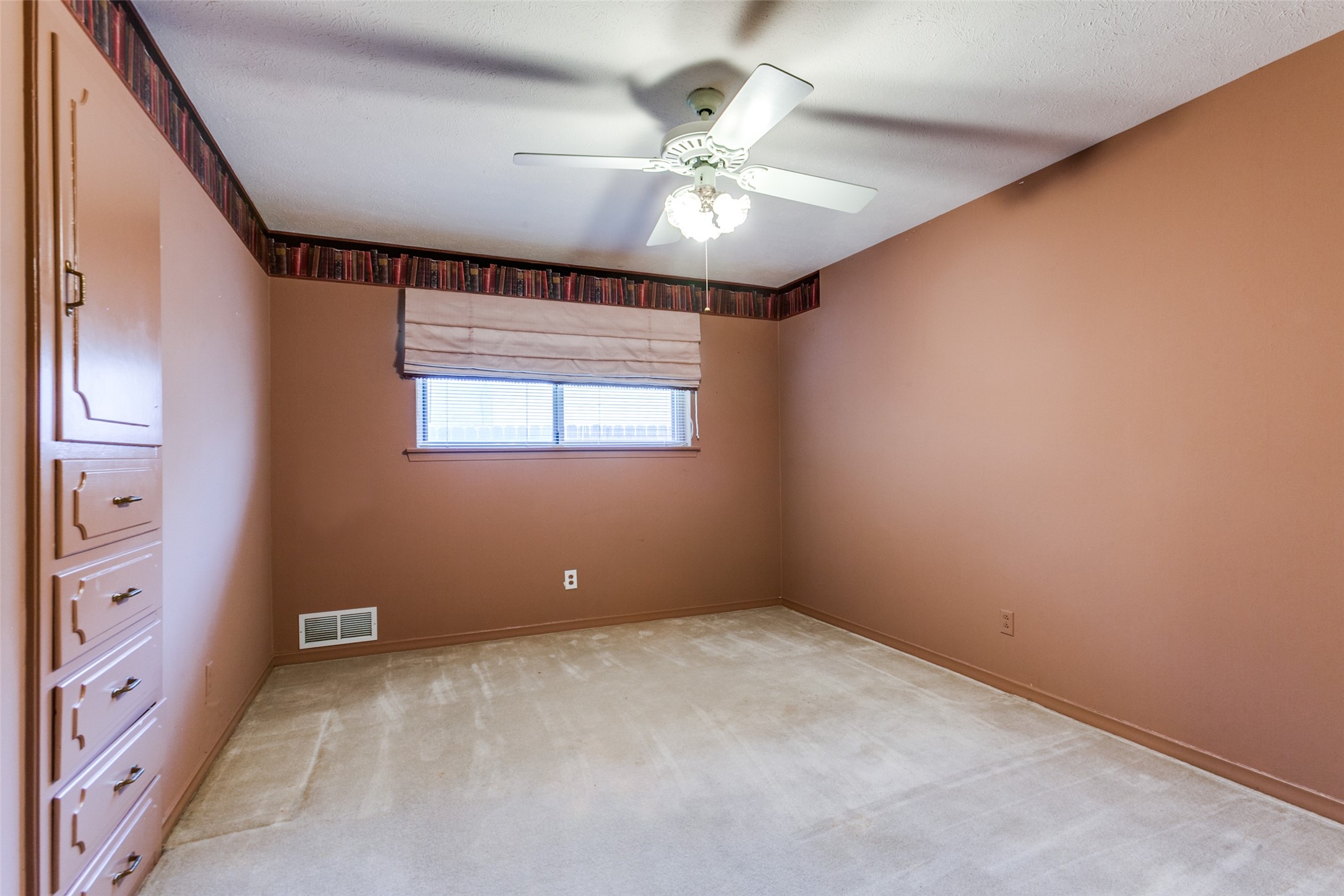 7928 Roundrock Road , Dallas, TX, 75248 | 20621438 | Realty Texas LLC