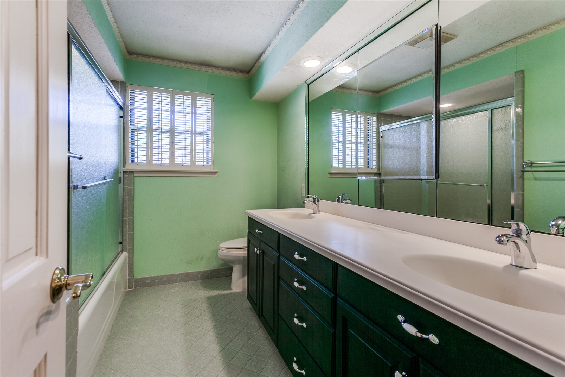 7928 Roundrock Road , Dallas, TX, 75248 | 20621438 | Realty Texas LLC