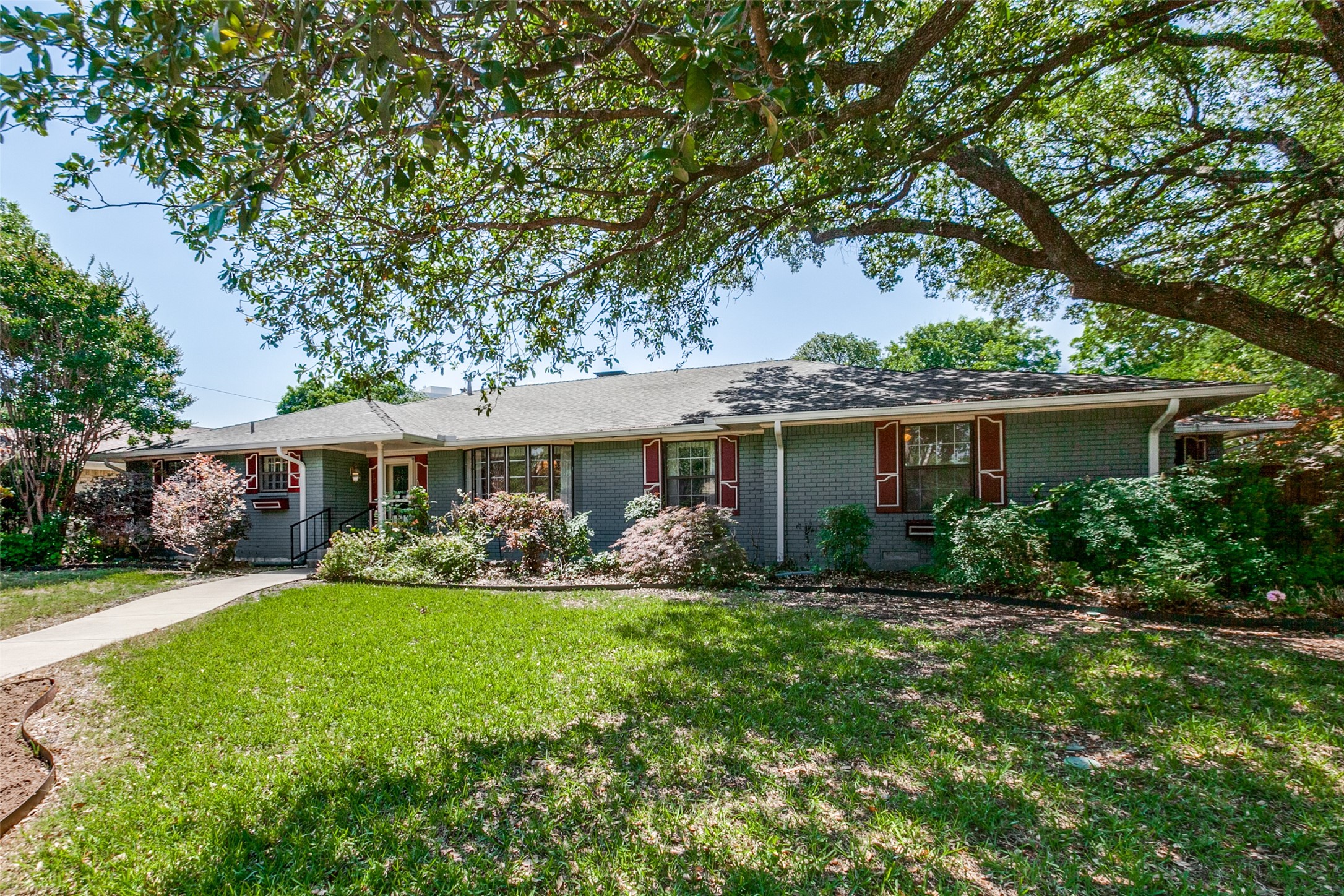 7928 Roundrock Road , Dallas, TX, 75248 | 20621438 | Realty Texas LLC