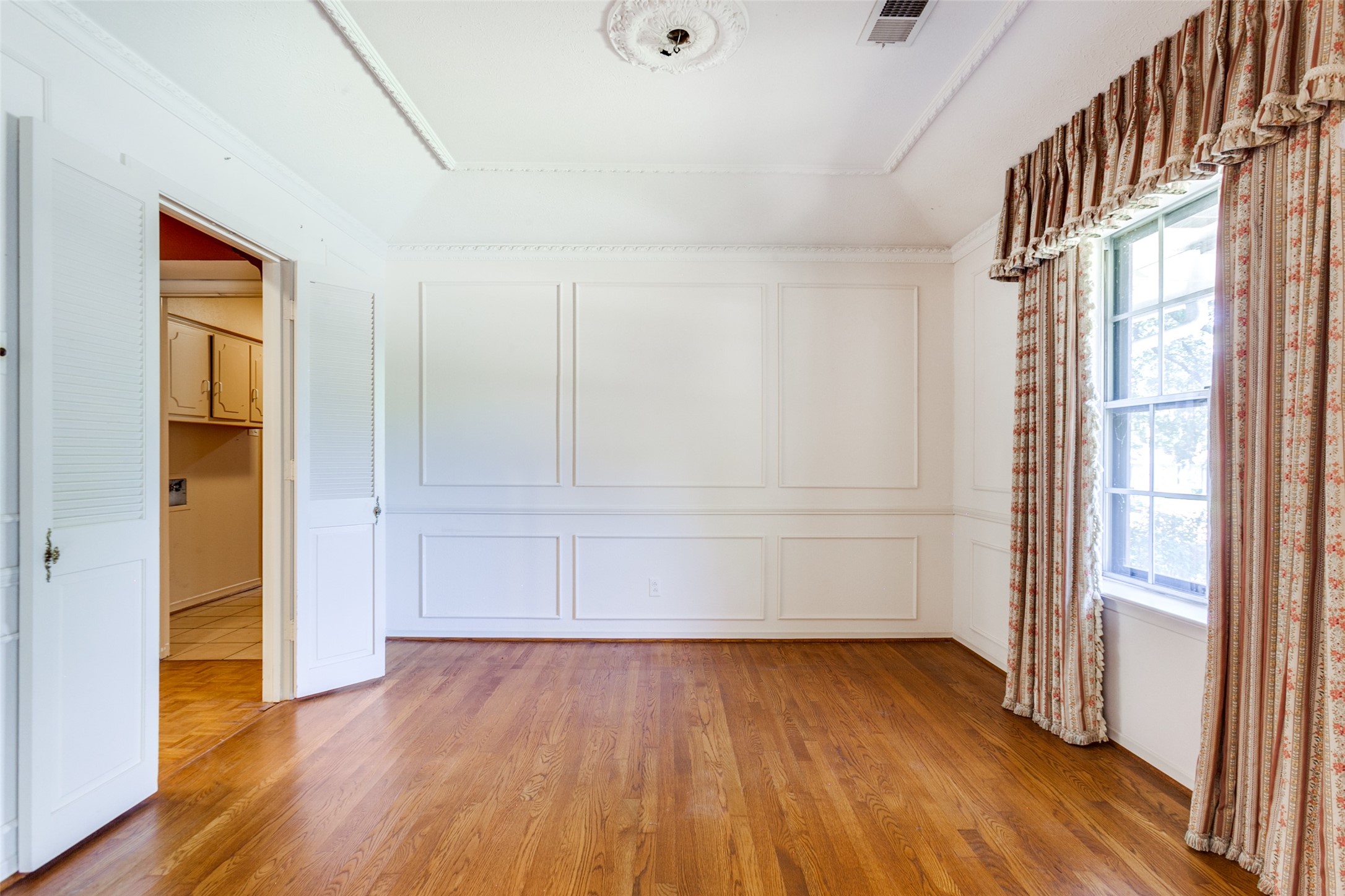 7928 Roundrock Road , Dallas, TX, 75248 | 20621438 | Realty Texas LLC
