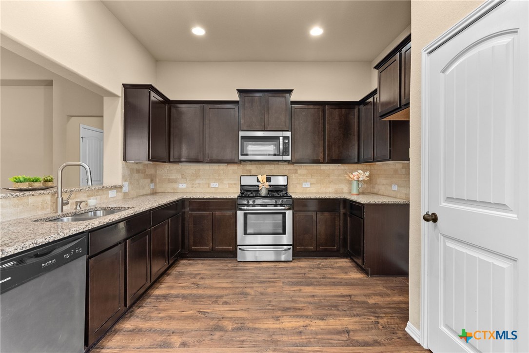 204 Serrano Street , Georgetown, TX, 78628 | 544978 | Realty Texas LLC