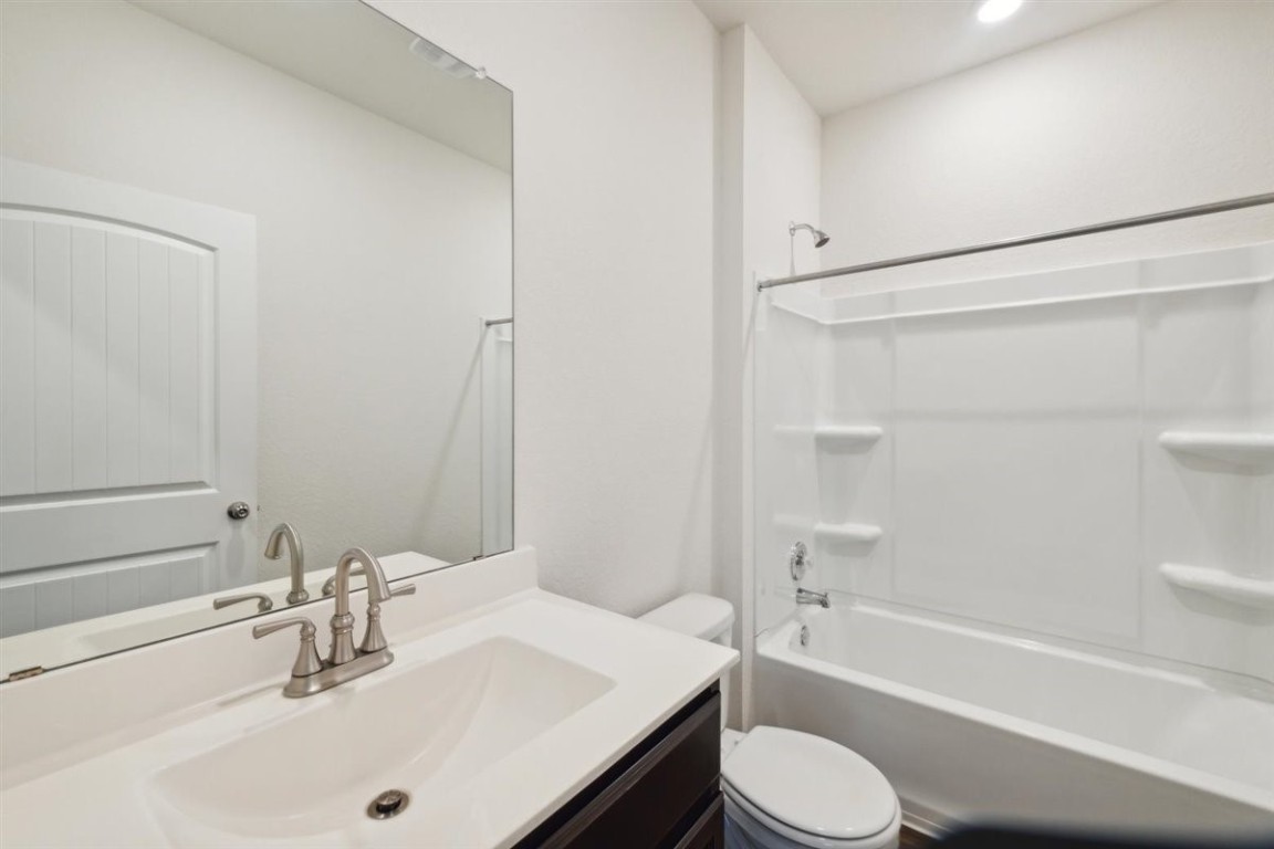 15017 Breccia Road