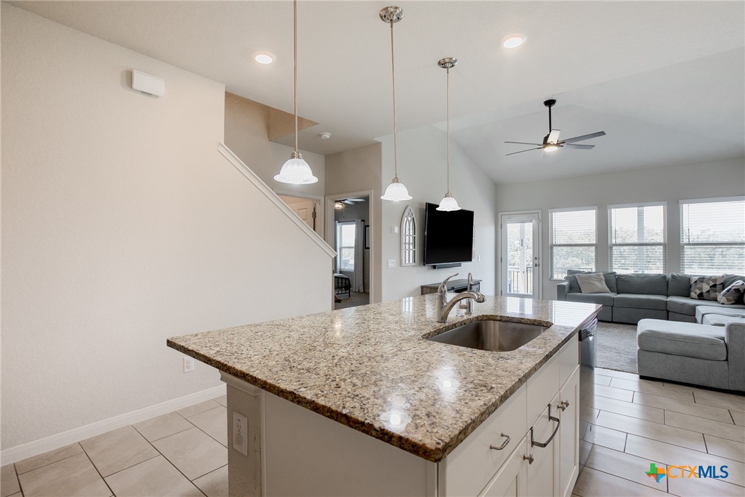 221 Treble Knoll , Spring Branch, TX, 78070 | 545022 | Realty Texas LLC