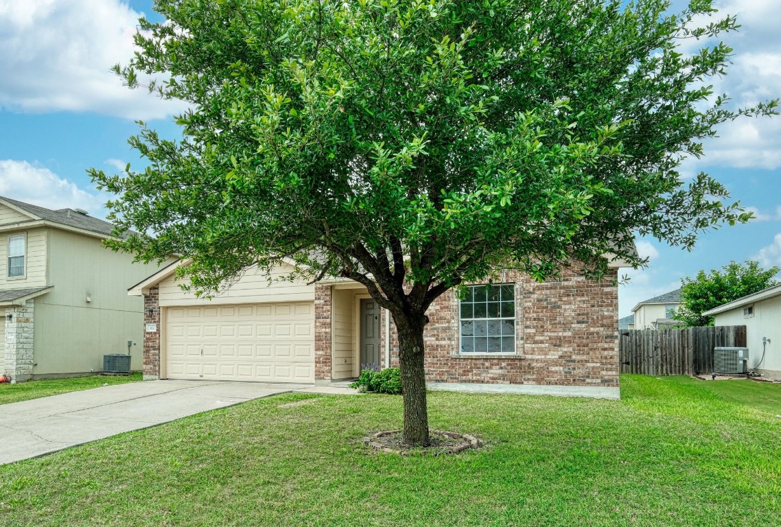 202 Wegstrom Street , Hutto, TX, 78634 | 7077979 | Realty Texas LLC