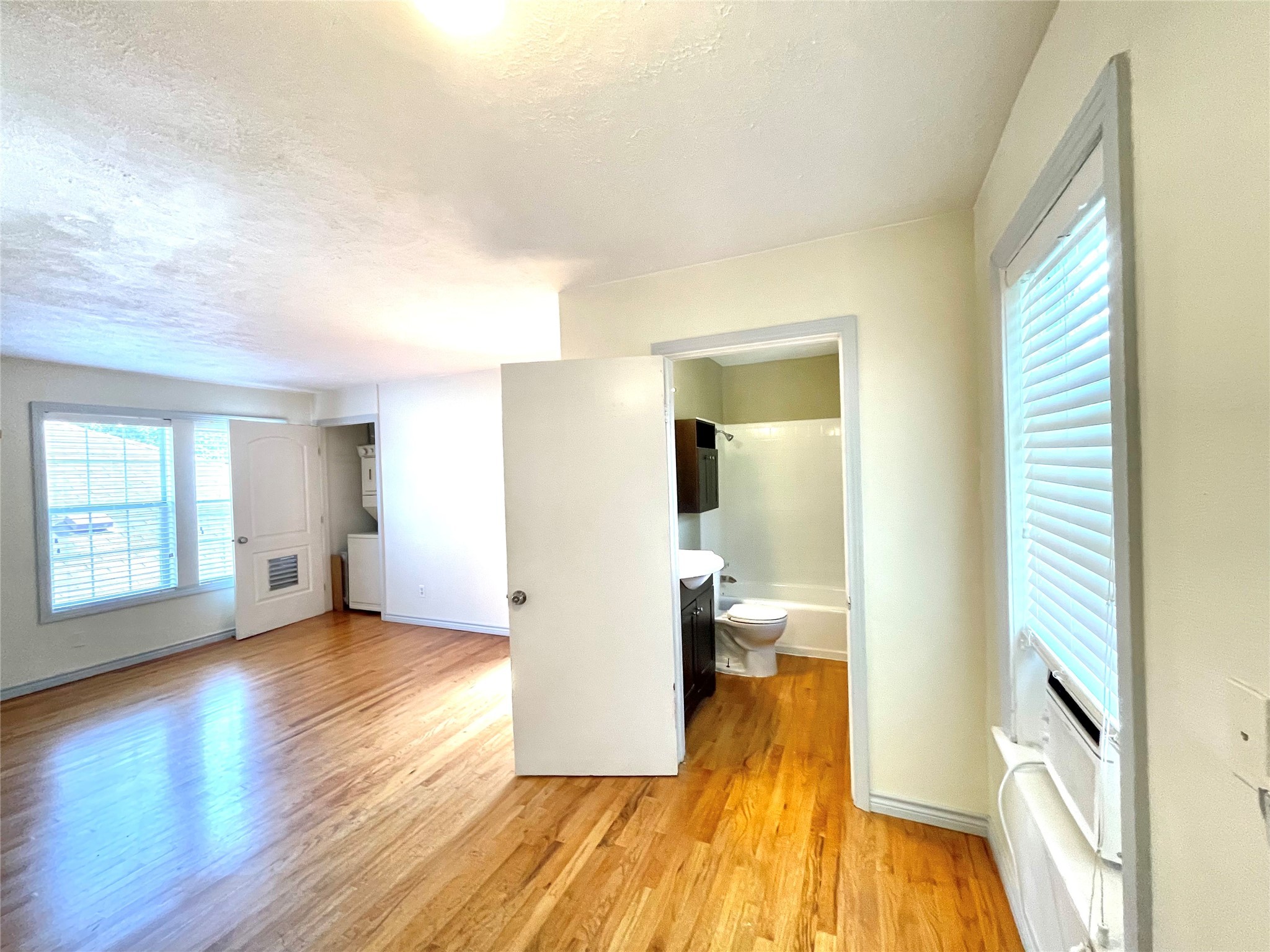 1127 Walling Street 3 , Houston, TX, 77009 | 61118763 | Realty Texas LLC