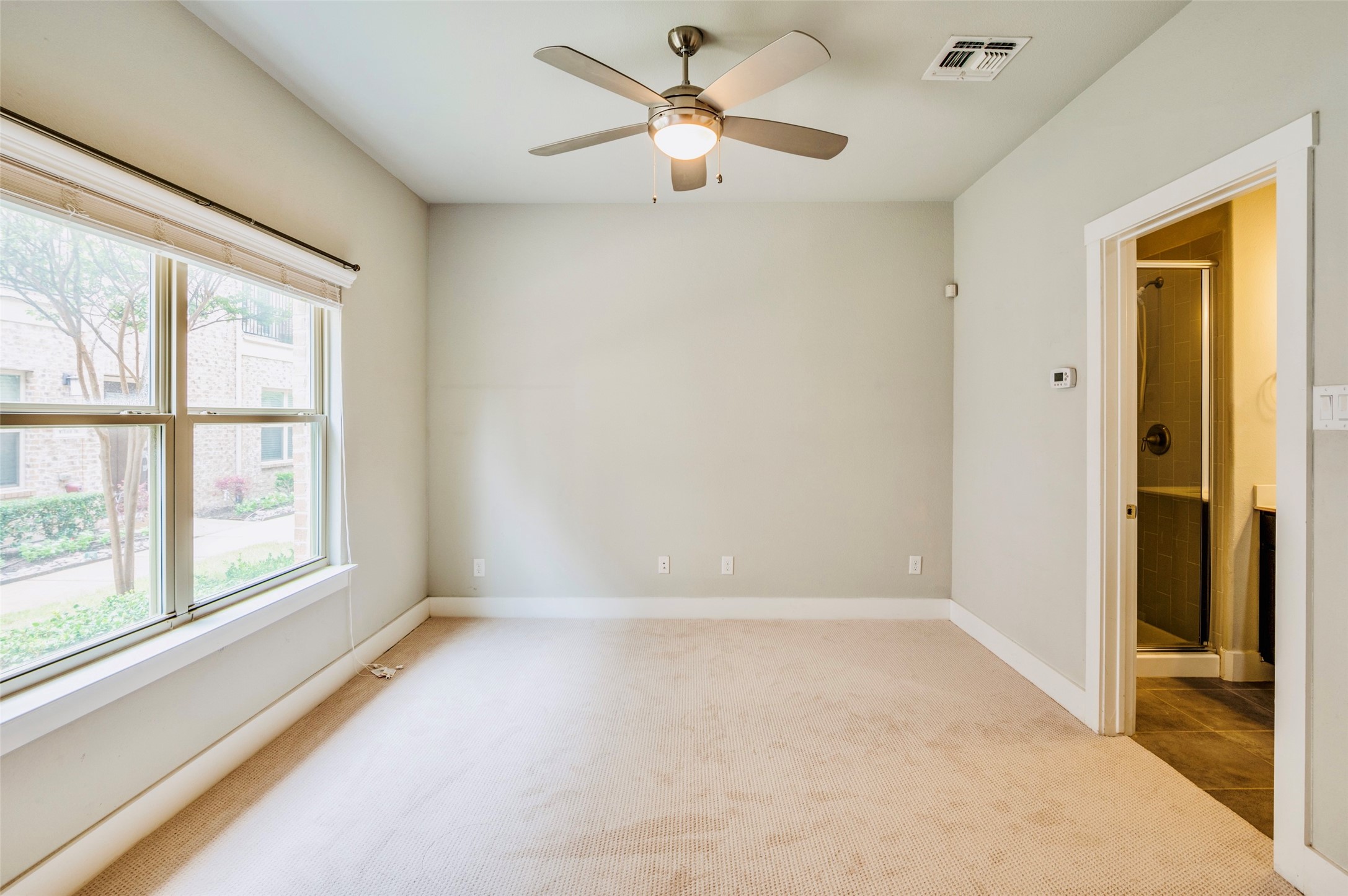 1307 Palm Springs Lane , Dallas, TX, 75204 | 20626048 | Realty Texas LLC